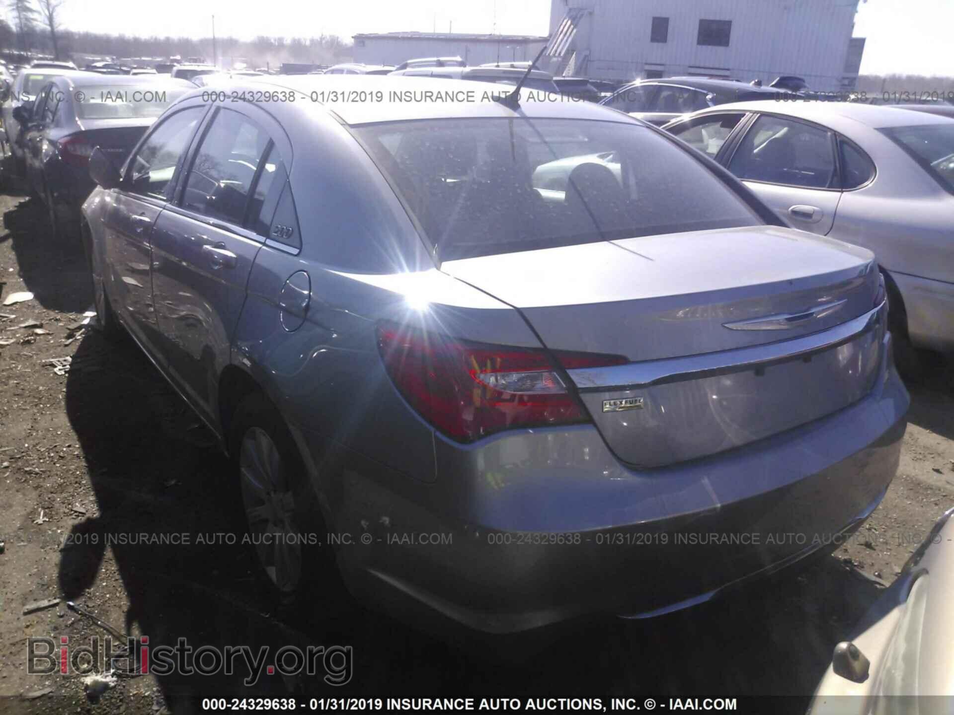 2014 CHRYSLER 200 - VIN: 1C3CCBBG0EN114220 - Photo 3
