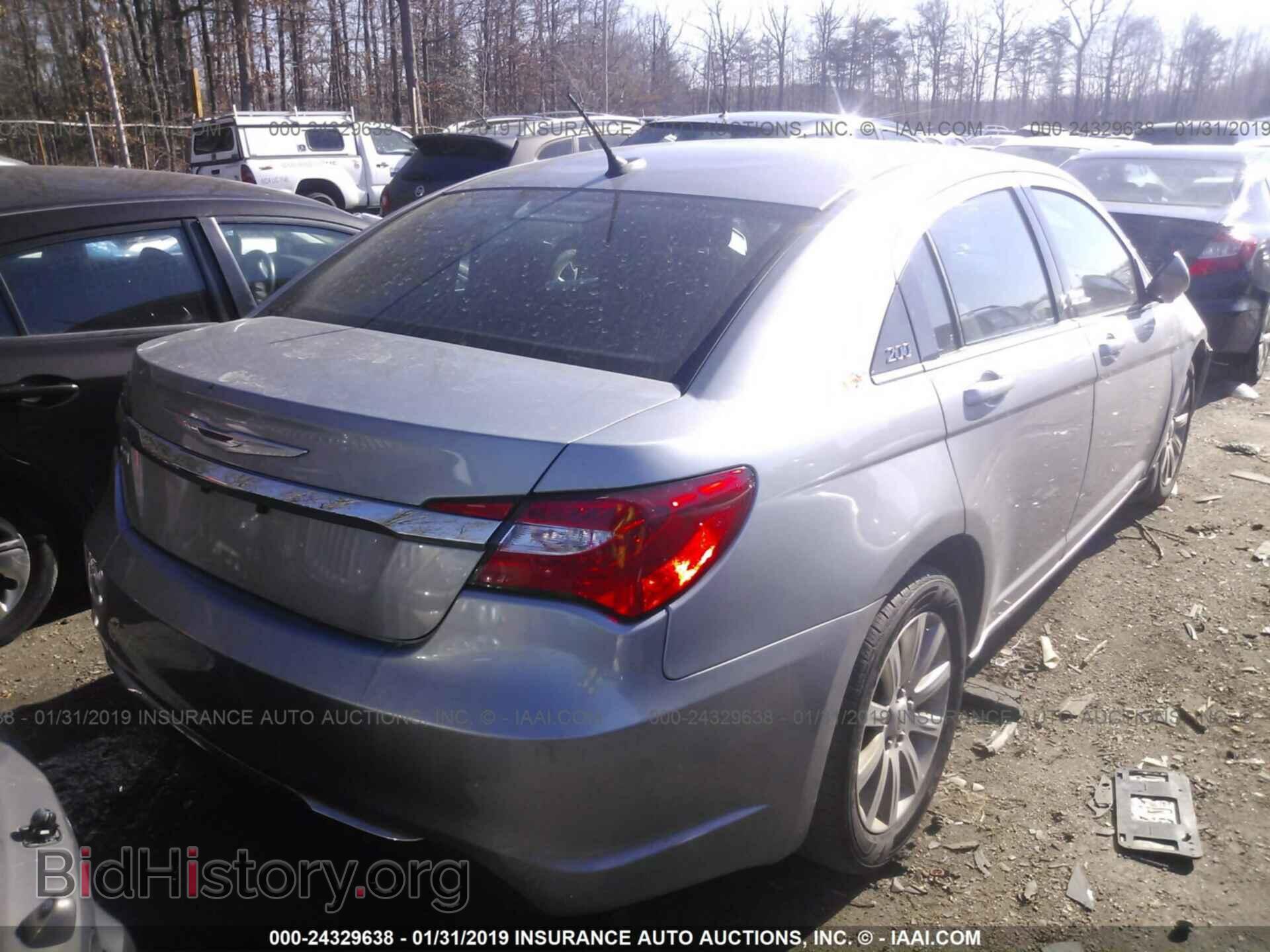 2014 CHRYSLER 200 - VIN: 1C3CCBBG0EN114220 - Photo 4