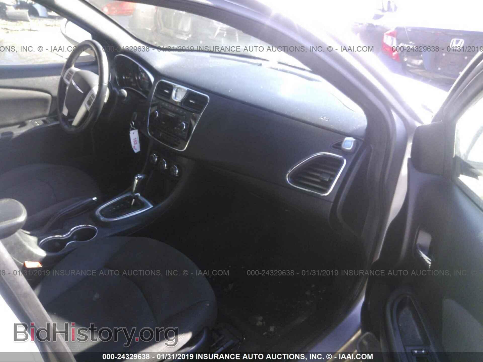 2014 CHRYSLER 200 - VIN: 1C3CCBBG0EN114220 - Photo 5