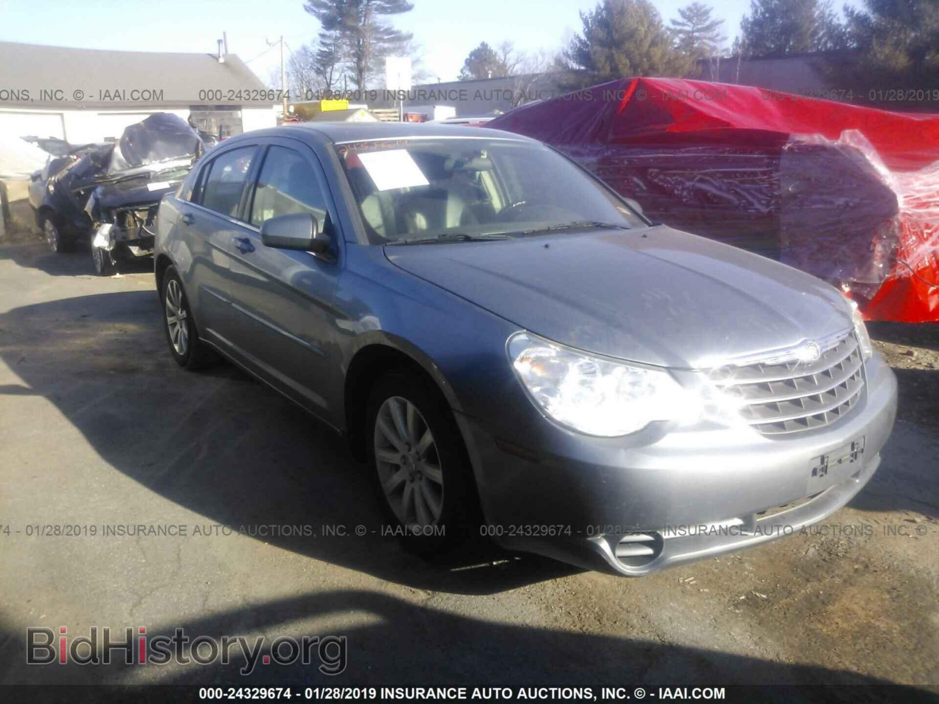 Photo 1C3CC5FDXAN194833 - CHRYSLER SEBRING 2010