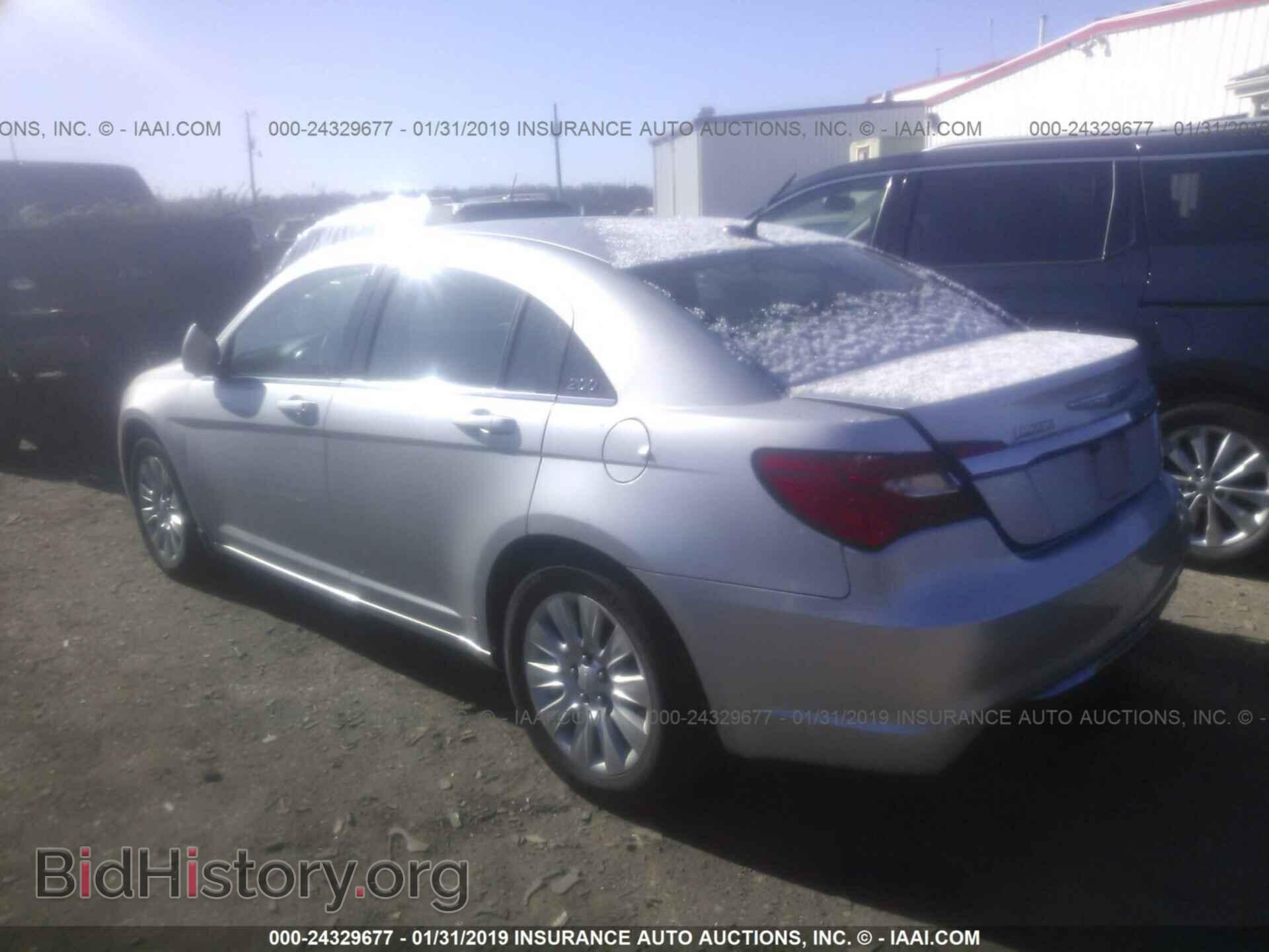 2012 CHRYSLER 200 - VIN: 1C3CCBAB9CN204551 - Фото 3