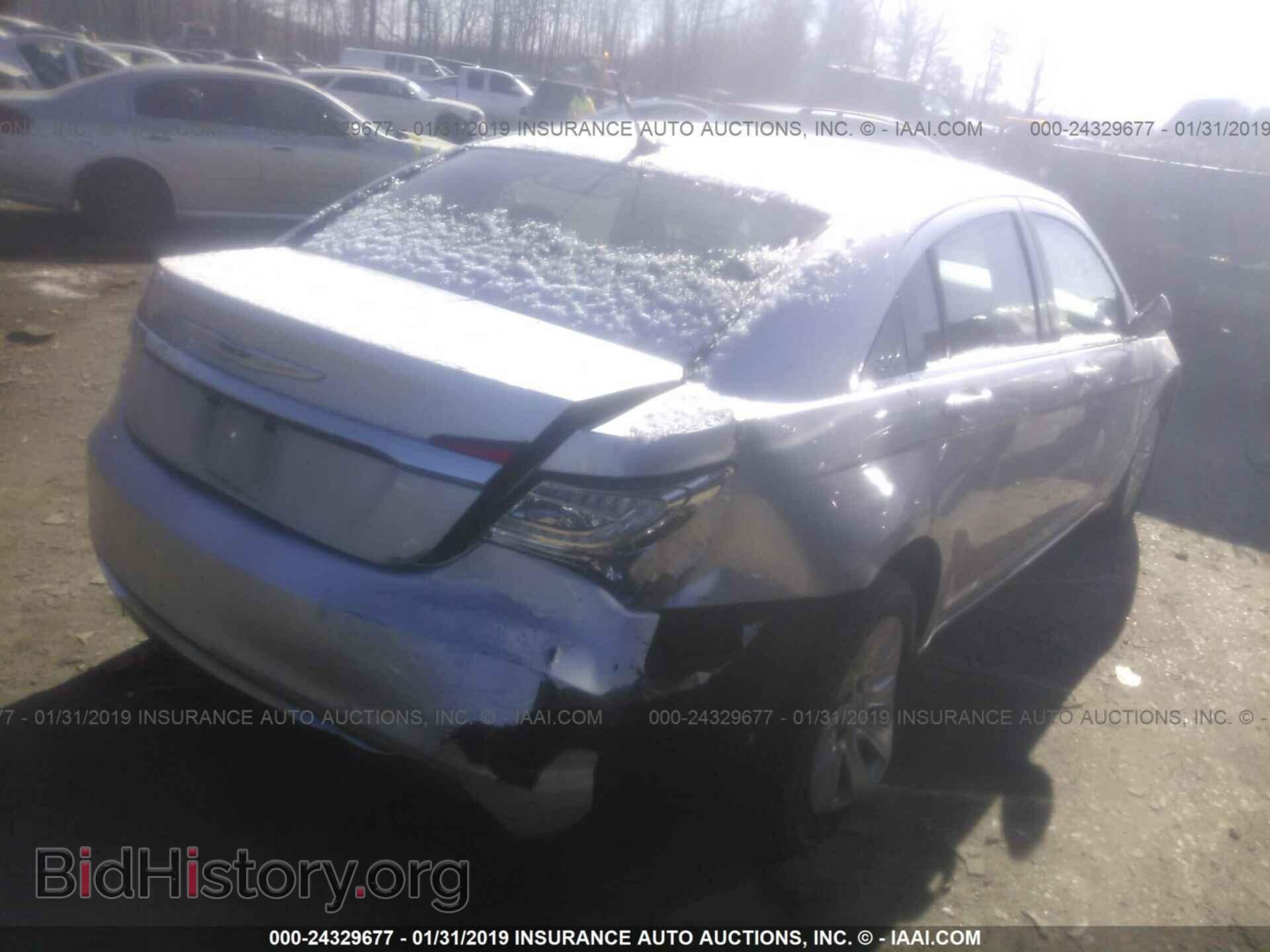 2012 CHRYSLER 200 - VIN: 1C3CCBAB9CN204551 - Фото 4