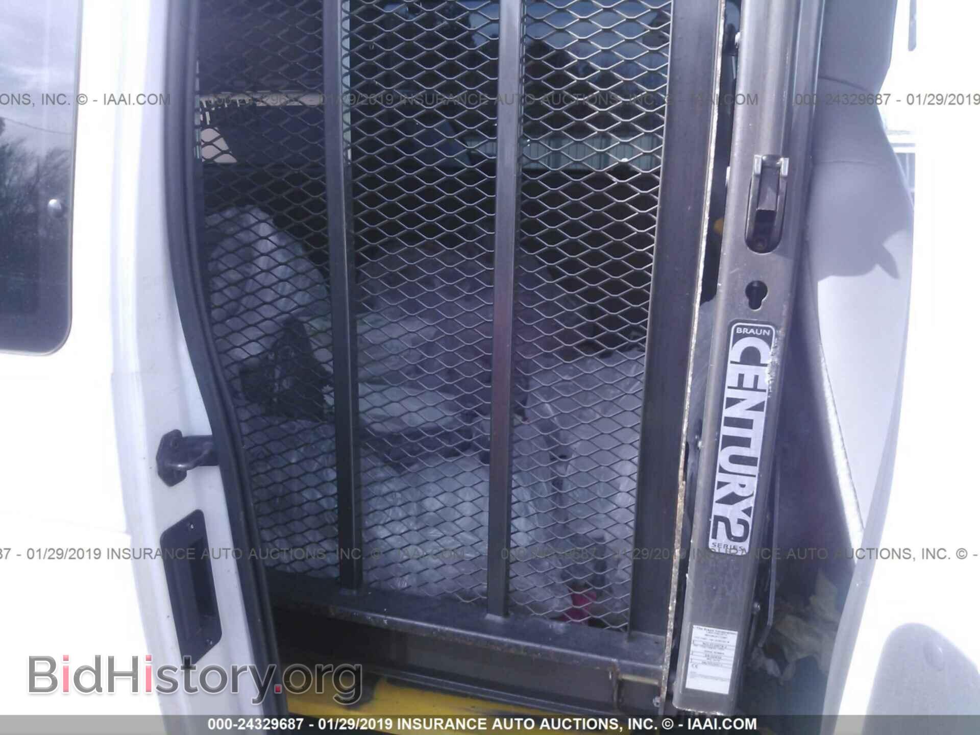 2011 FORD ECONOLINE - VIN: 1FTSS3EL2BDA52622 - Photo 8