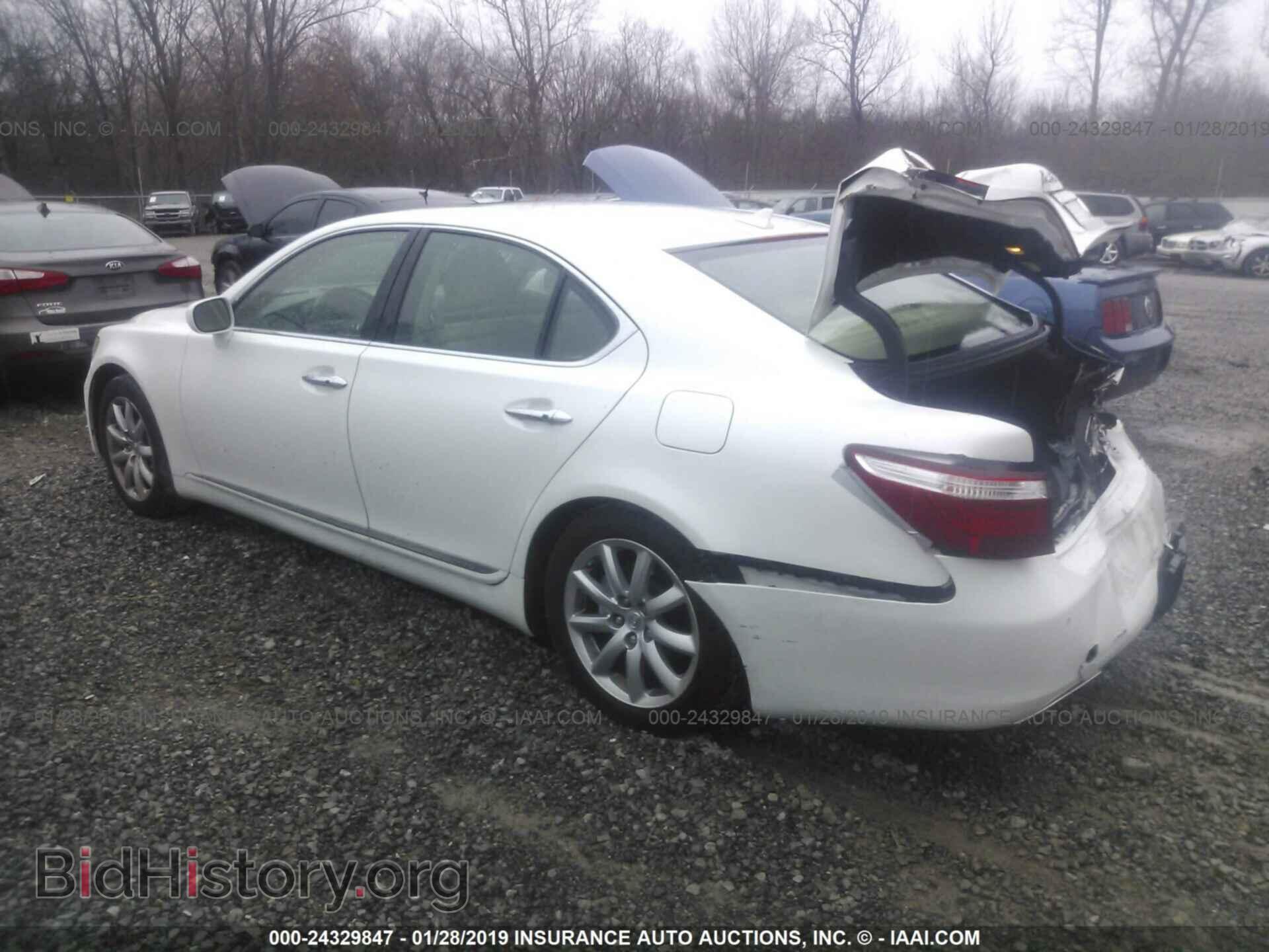 2007 LEXUS LS - VIN: JTHBL46F875037635 - Photo 3