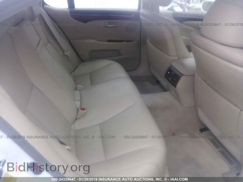 2007 Lexus LS (VIN JTHBL46F875037635) — photo 8 of 10