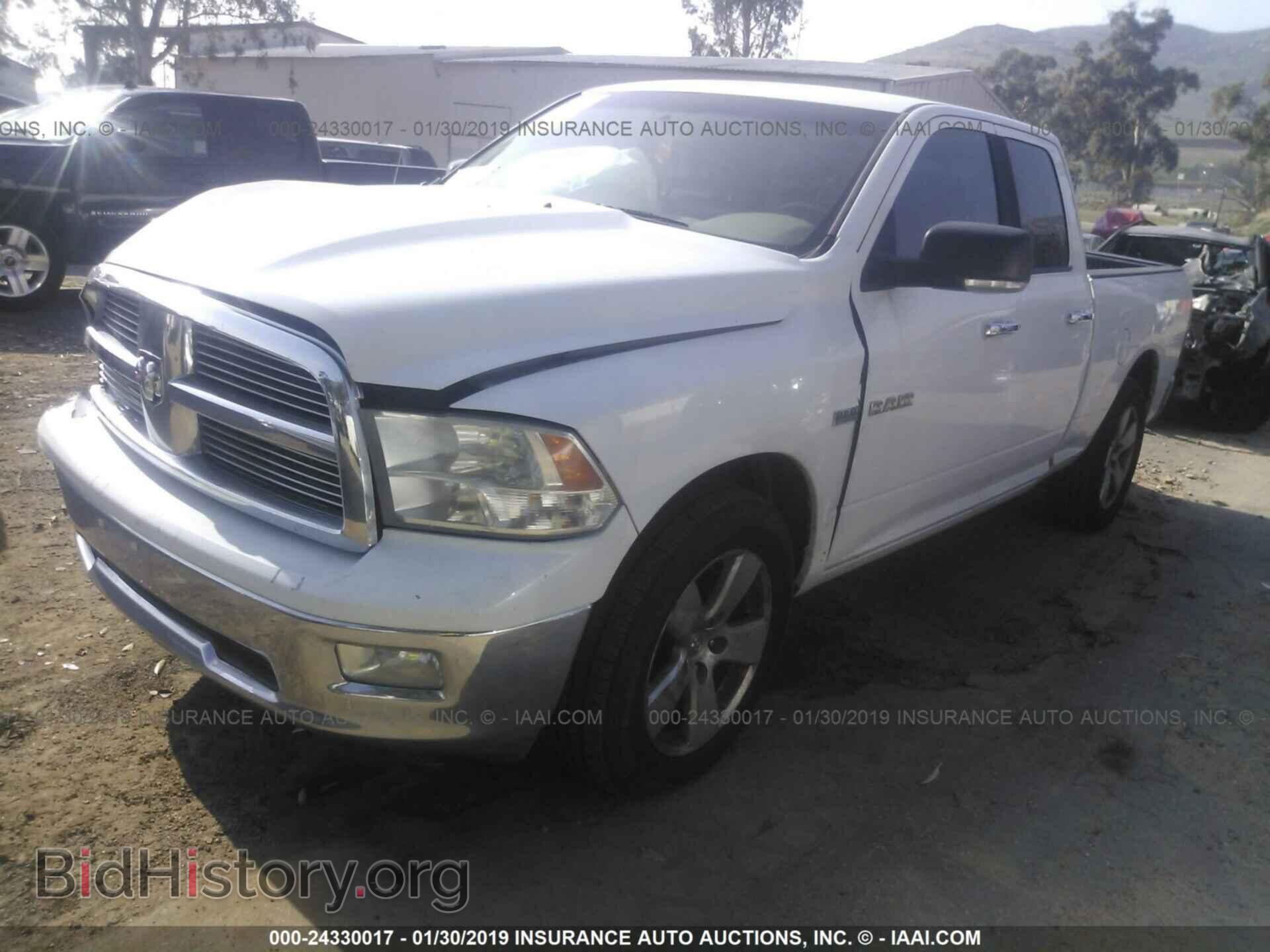 2010 DODGE RAM 1500 - VIN: 1D7RB1GT8AS138632 - Фото 2