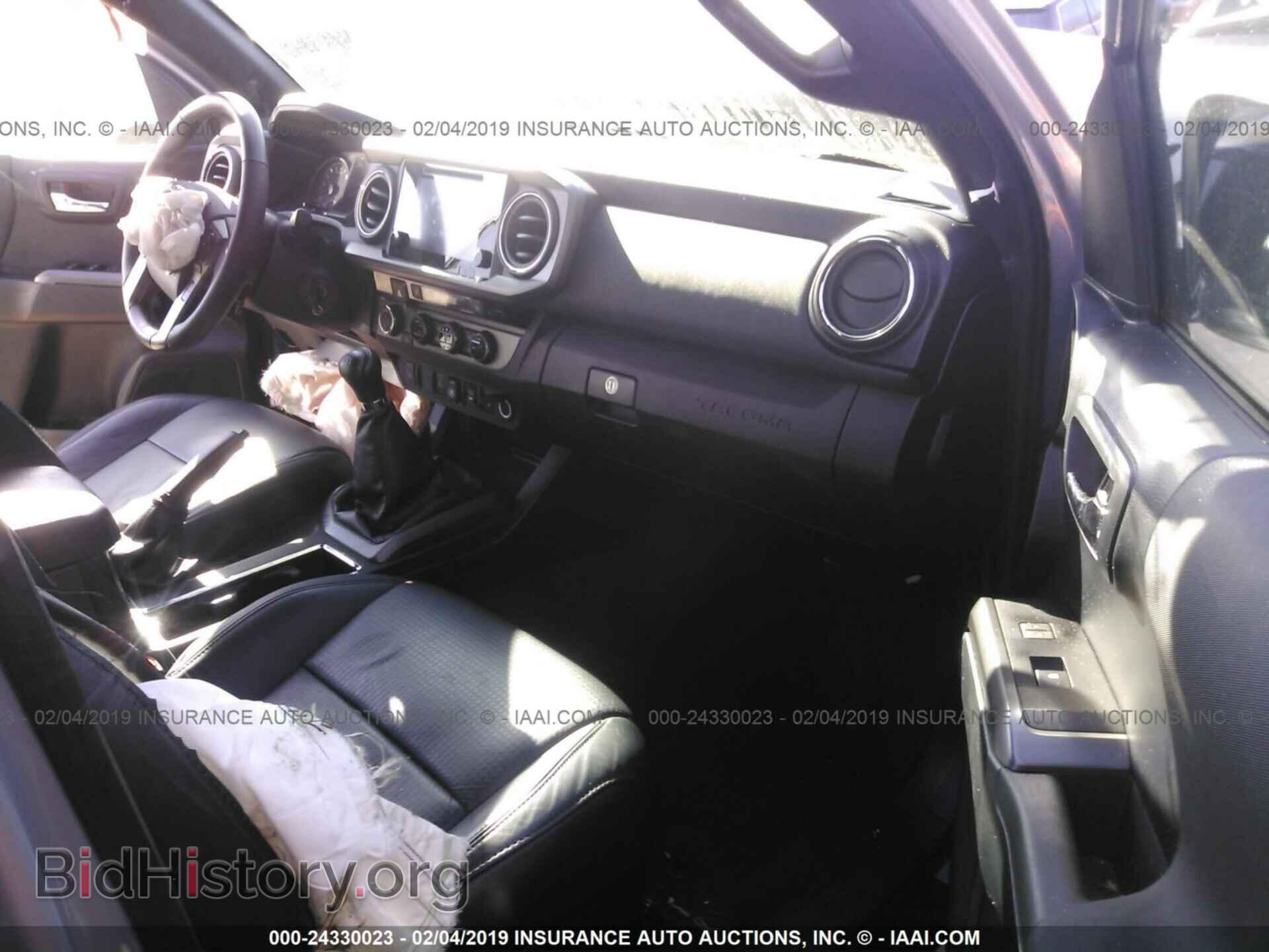 2006 Honda Pilot - VIN: 5FNYF18656B006726 - Photo 5