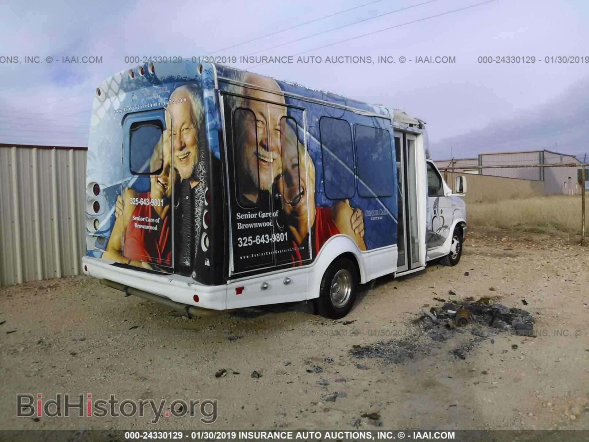 2011 FORD ECONOLINE - VIN: 1FDWE3FL4BDA54519 - Photo 4