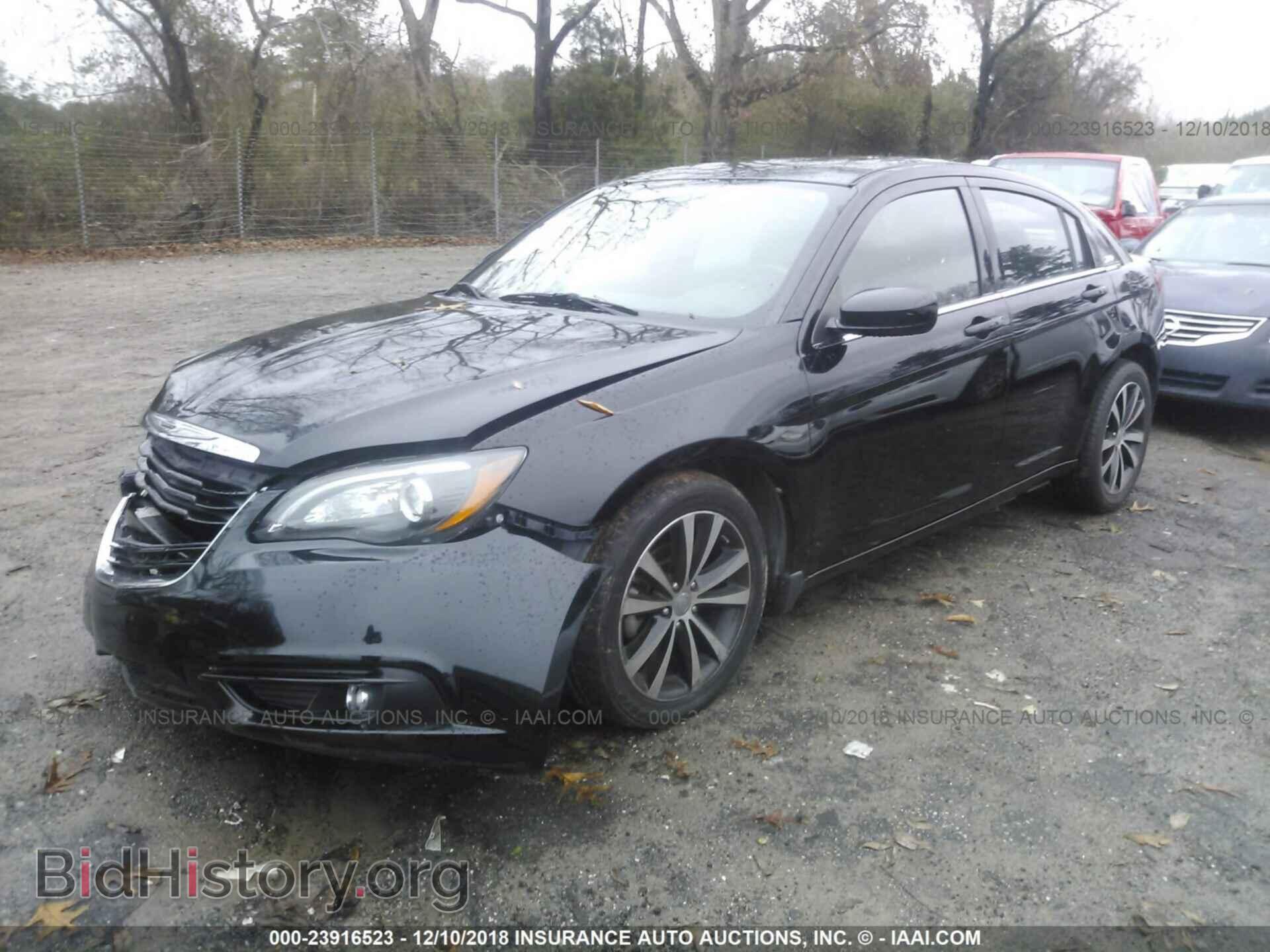 2013 CHRYSLER 200 - VIN: 1C3CCBCG4DN501060 - Фото 2