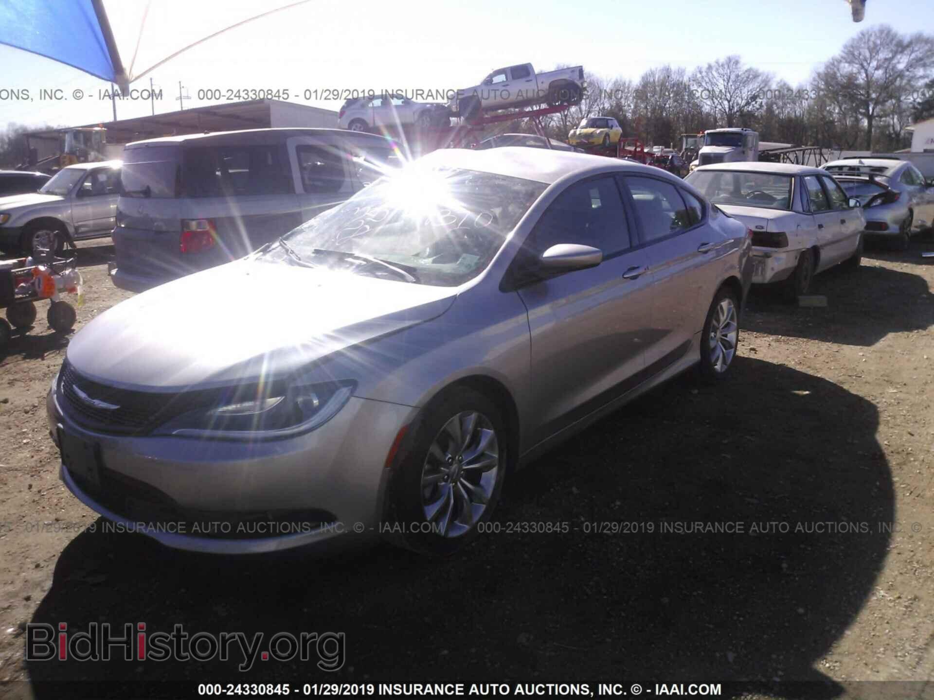 2015 CHRYSLER 200 - VIN: 1C3CCCBBXFN703223 - Фото 2