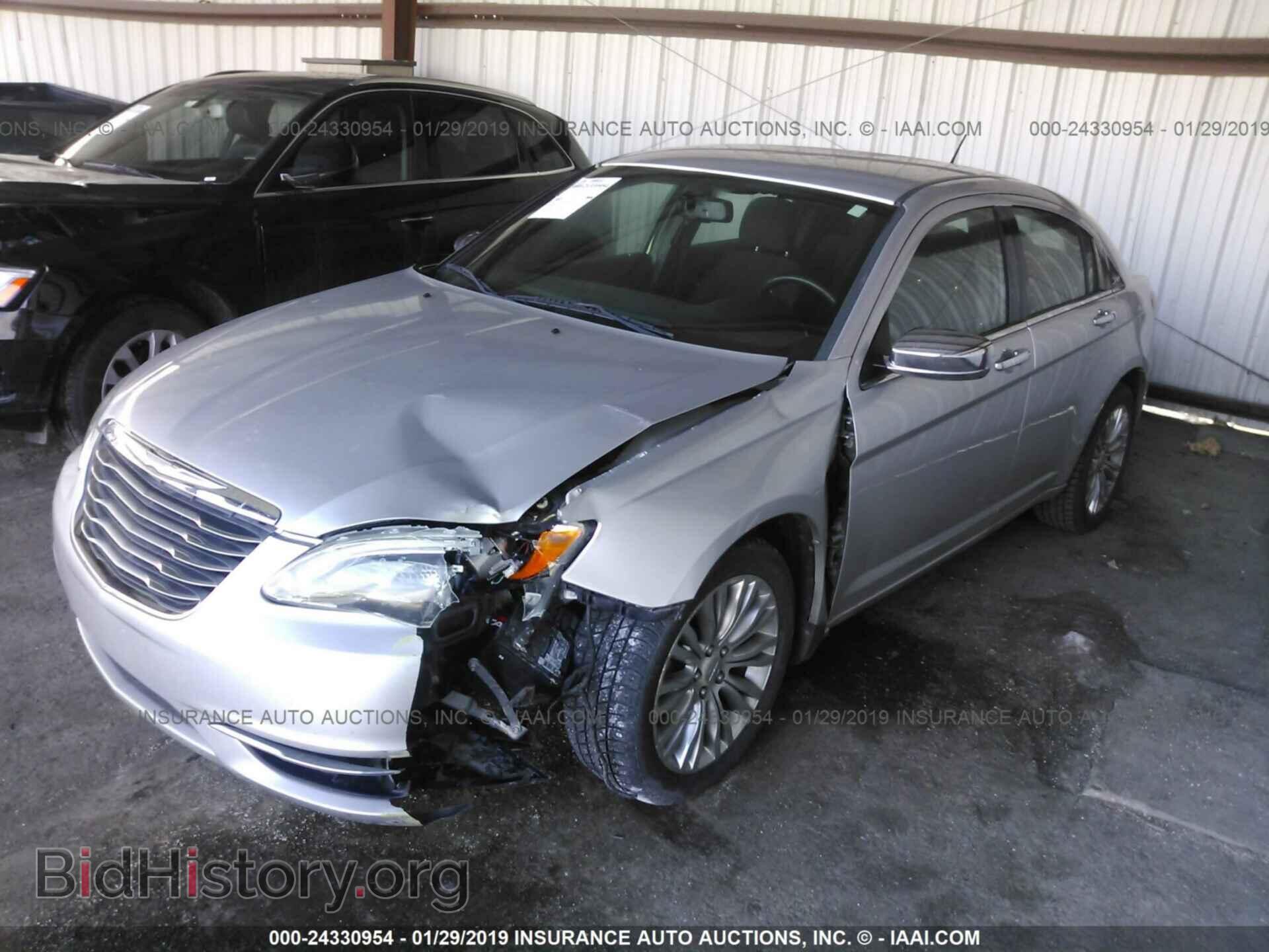 2012 CHRYSLER 200 - VIN: 1C3CCBCB3CN118911 - Фото 2
