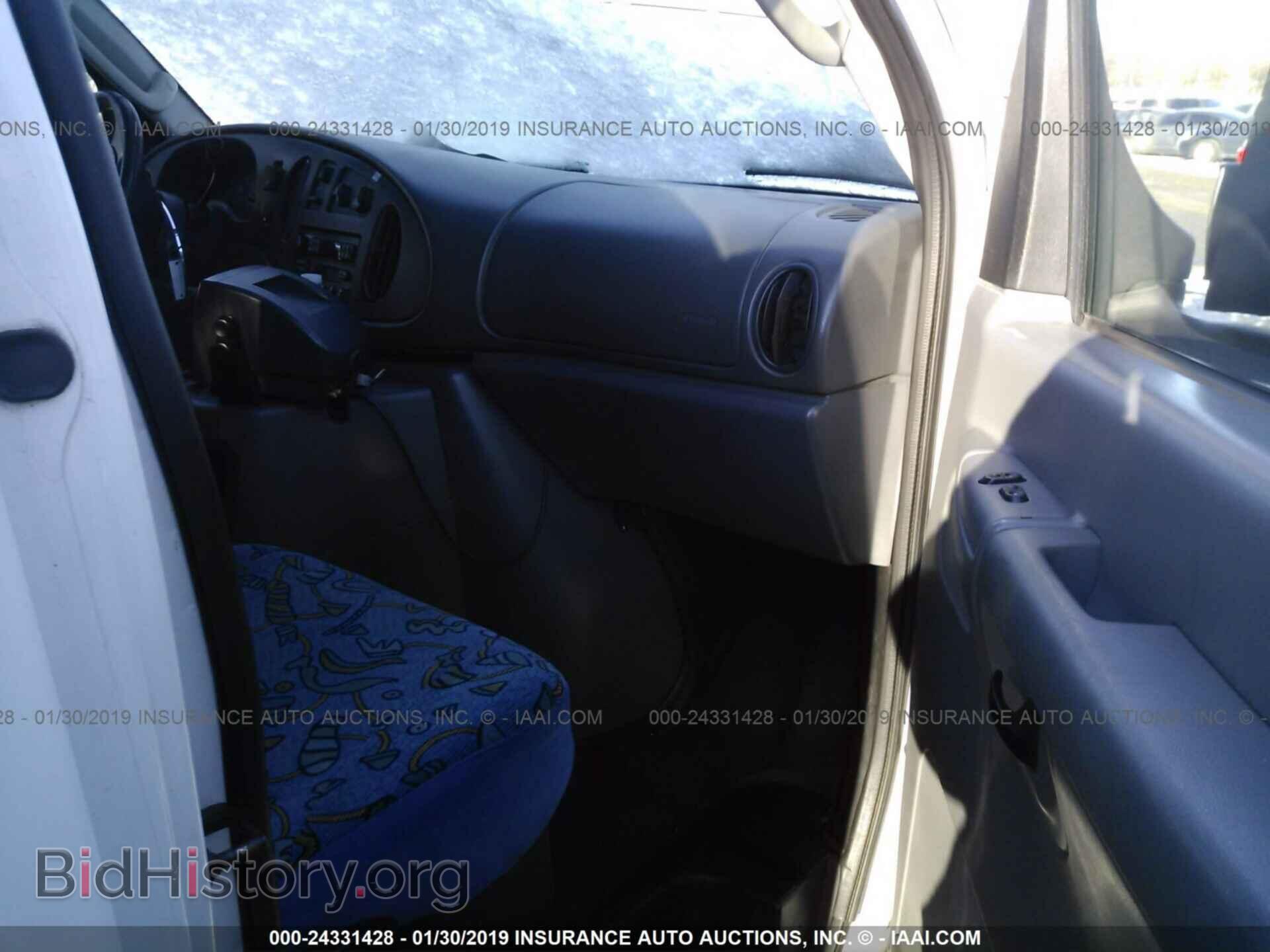 2003 FORD ECONOLINE - VIN: 1FDWE35F03HB51724 - Photo 5