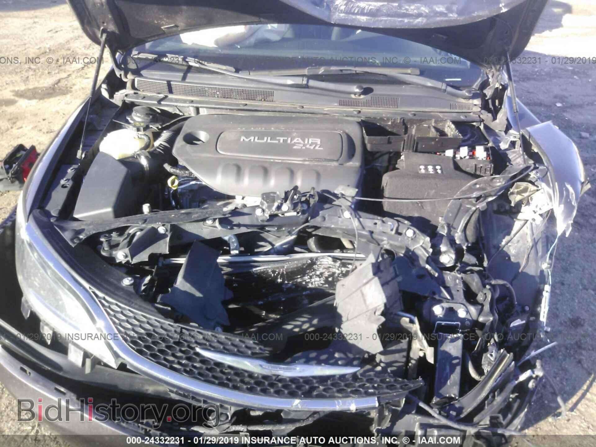 2015 CHRYSLER 200 - VIN: 1C3CCCAB6FN676104 - Photo 10