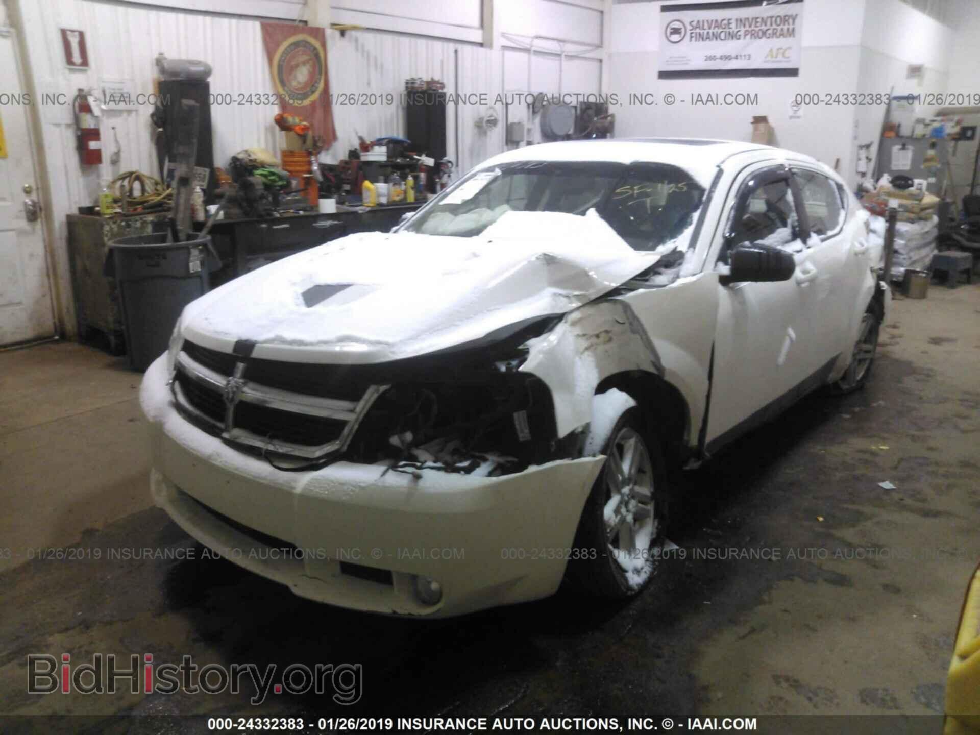 2010 DODGE AVENGER - VIN: 1B3CC5FB8AN227064 - Фото 2