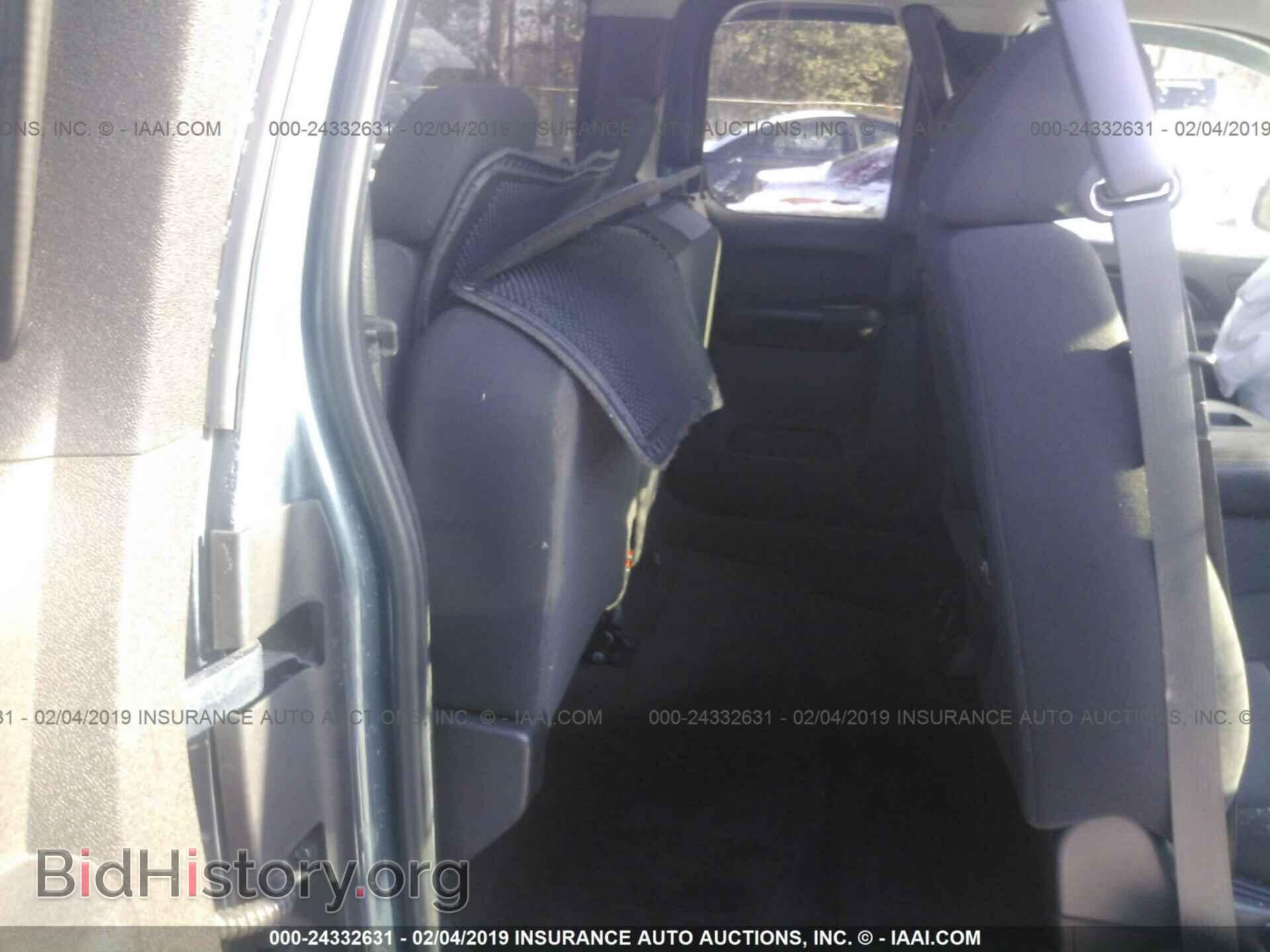 2011 GMC SIERRA - VIN: 1GTR2VE31BZ182579 - Фото 8