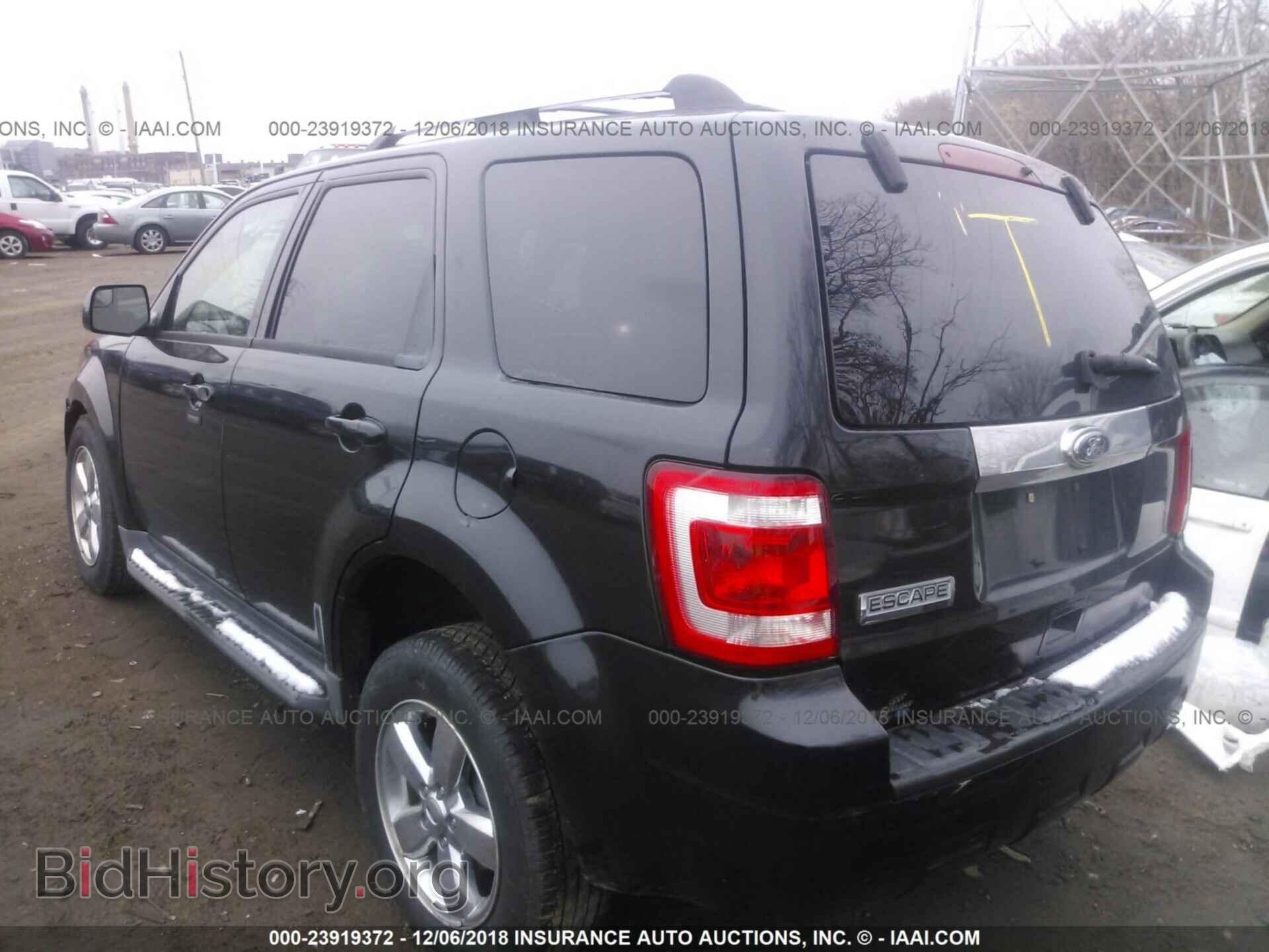 2011 FORD ESCAPE - VIN: 1FMCU0E72BKA67385 - Фото 3