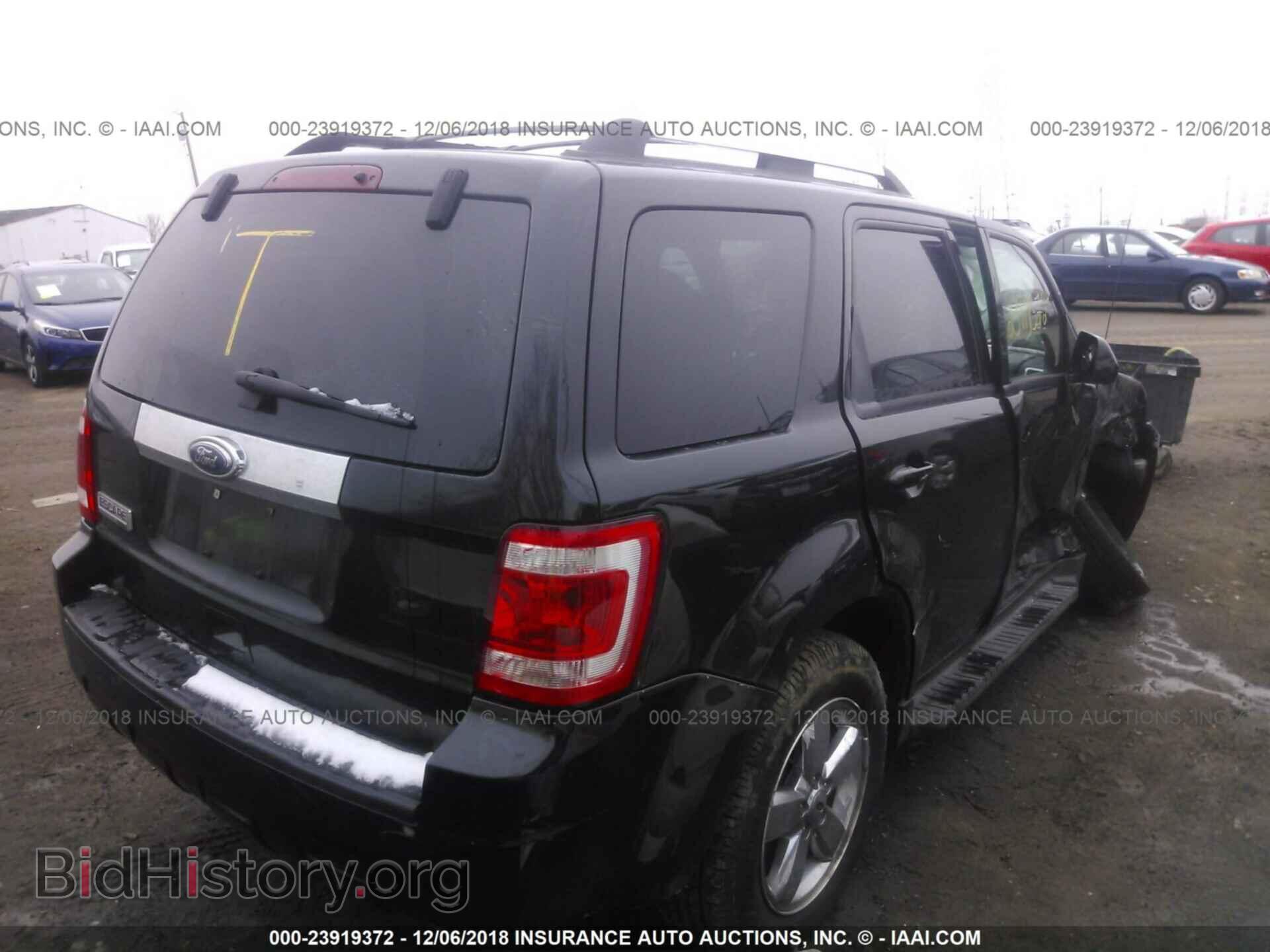 2011 FORD ESCAPE - VIN: 1FMCU0E72BKA67385 - Фото 4