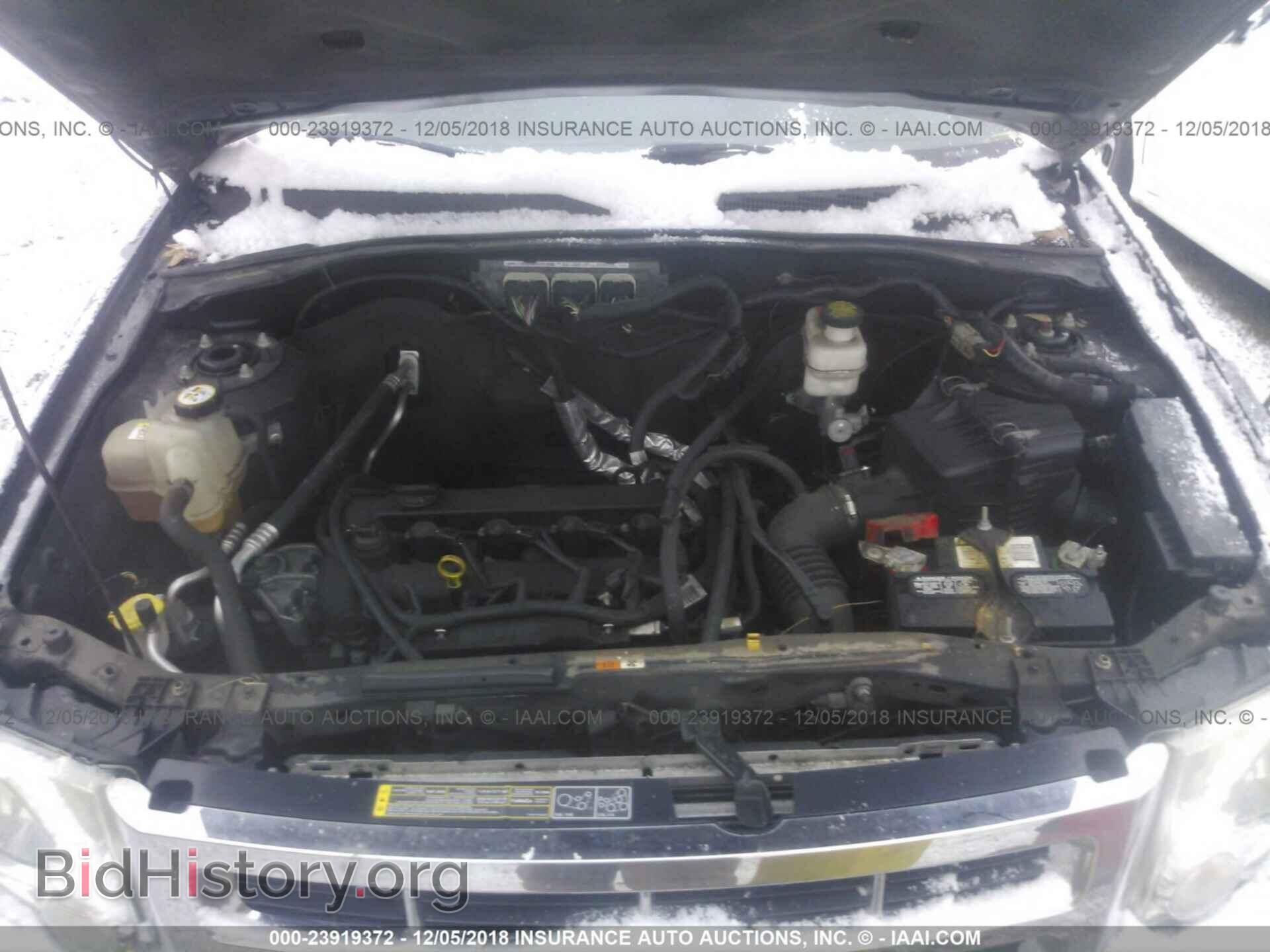 2011 FORD ESCAPE - VIN: 1FMCU0E72BKA67385 - Фото 10