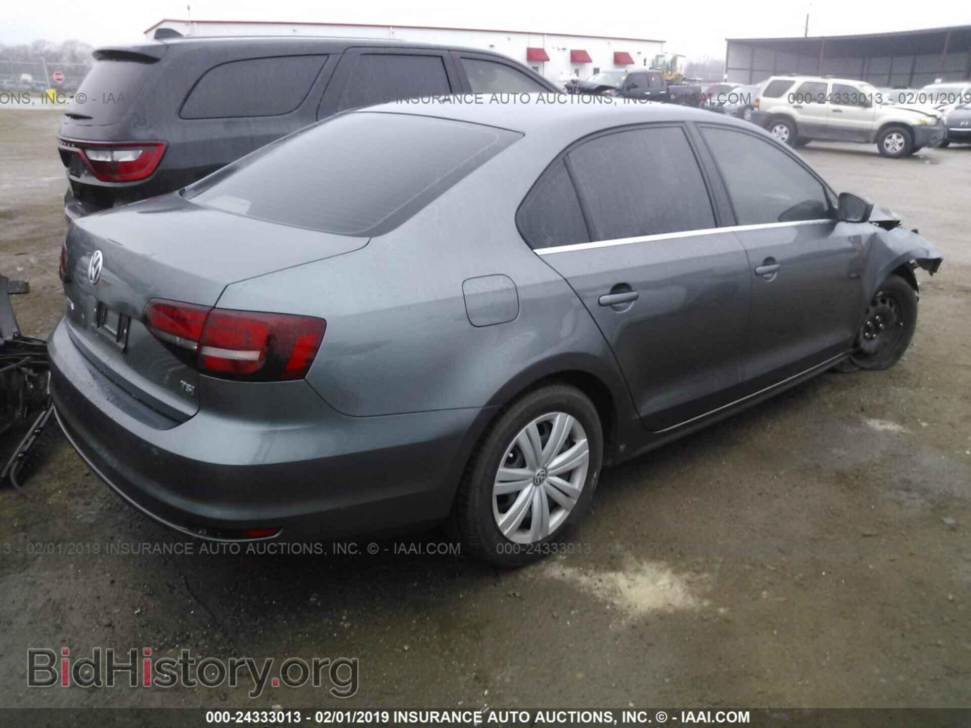 2017 VOLKSWAGEN JETTA - VIN: 3VW2B7AJ3HM310104 - Фото 4