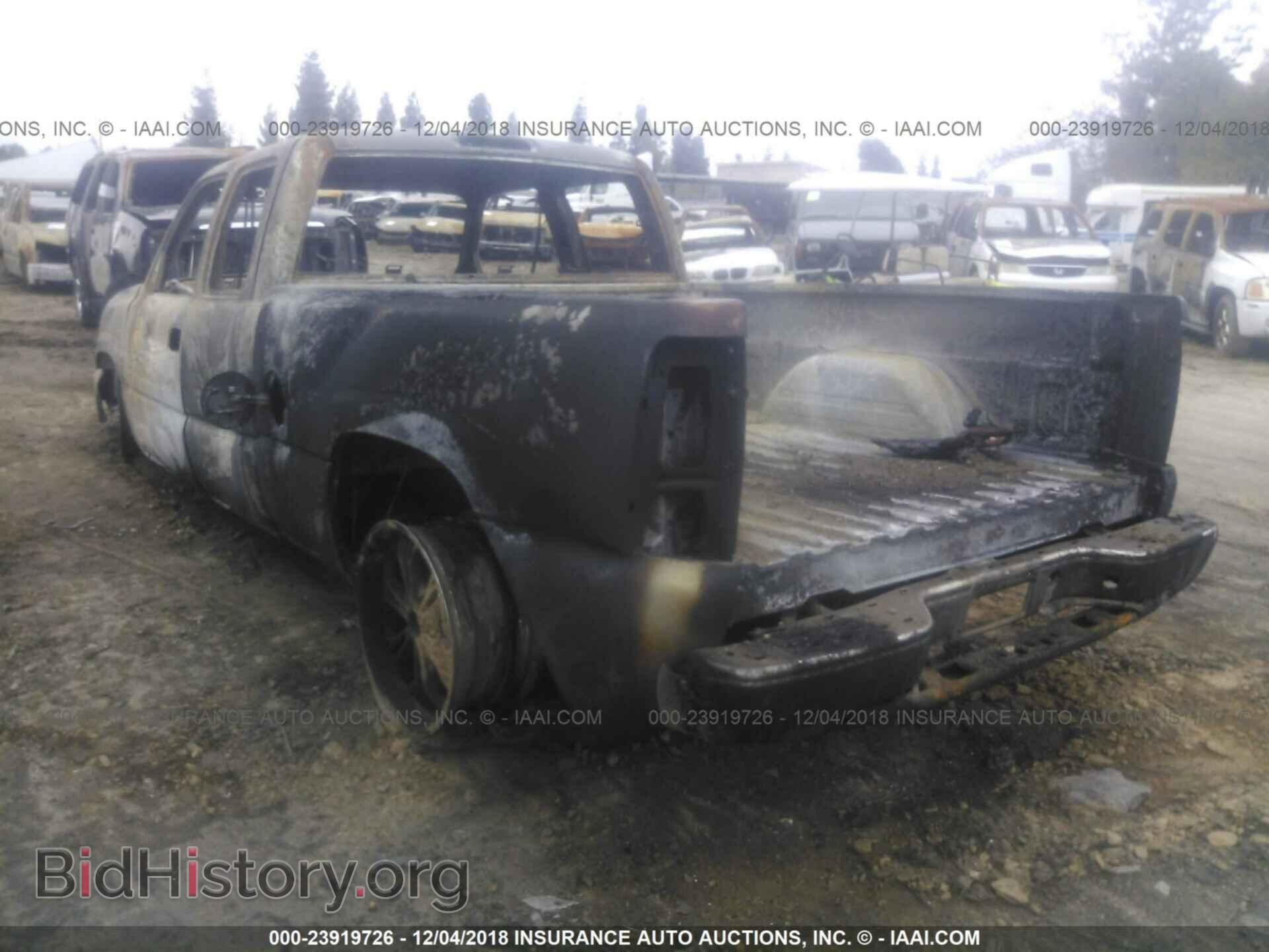 2005 CHEVROLET SILVERADO - VIN: 1GCEC19V05Z101057 - Фото 3