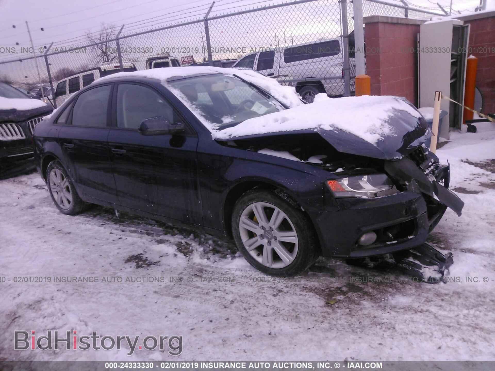 Photo WAUBFAFL5BN046408 - AUDI A4 2011