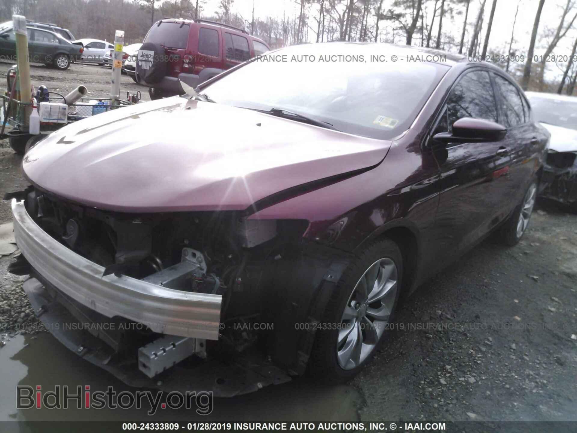2015 CHRYSLER 200 - VIN: 1C3CCCBB1FN587071 - Фото 2