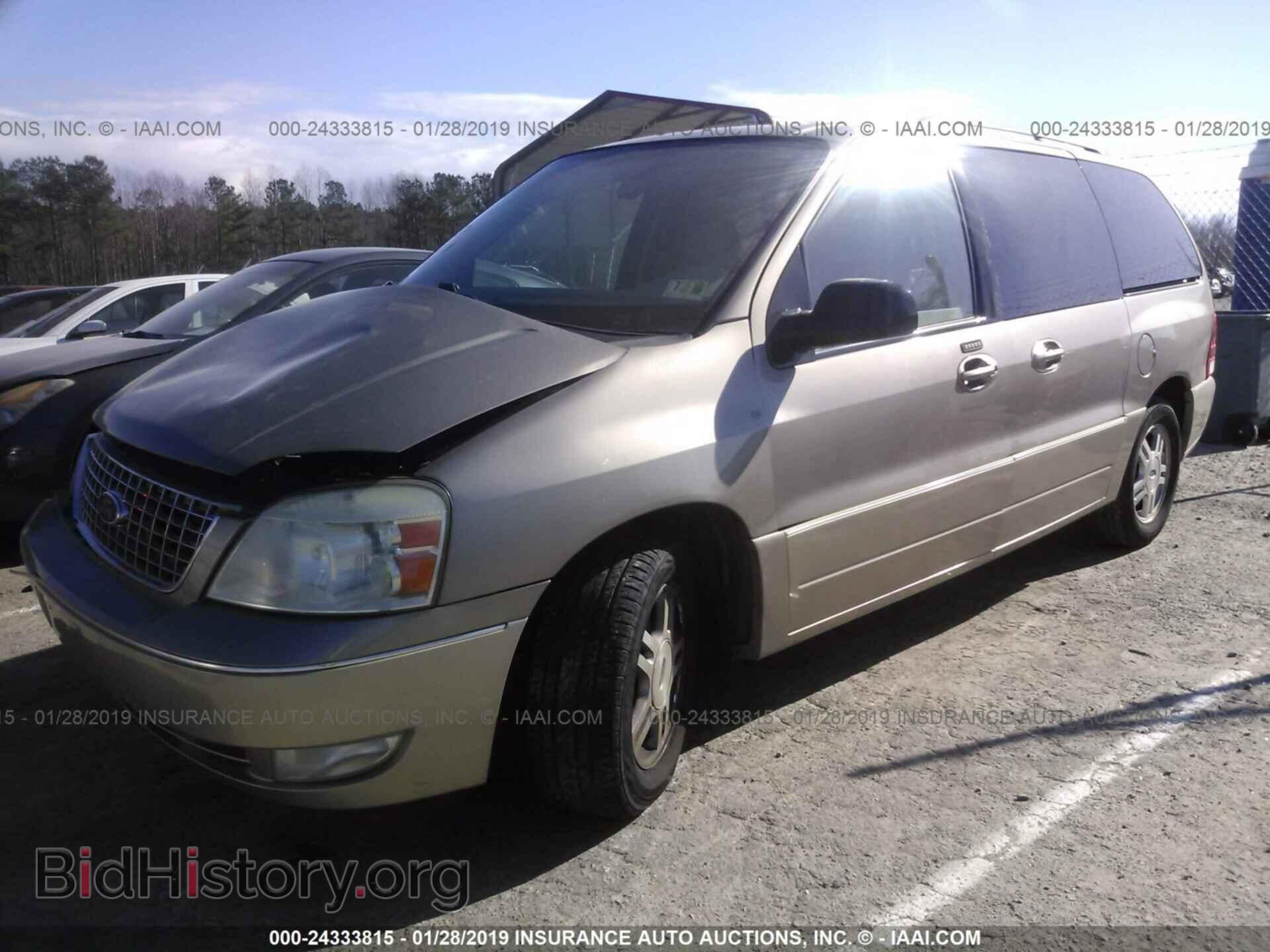 2005 FORD FREESTAR - VIN: 2FMZA58205BA04090 - Фото 2