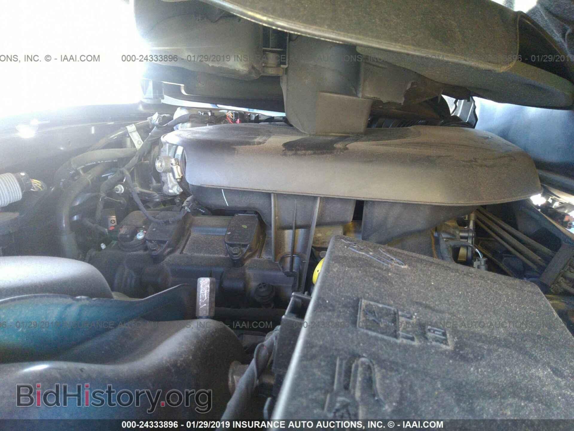 2015 CHRYSLER 300 - VIN: 2C3CCABG2FH763103 - Photo 10