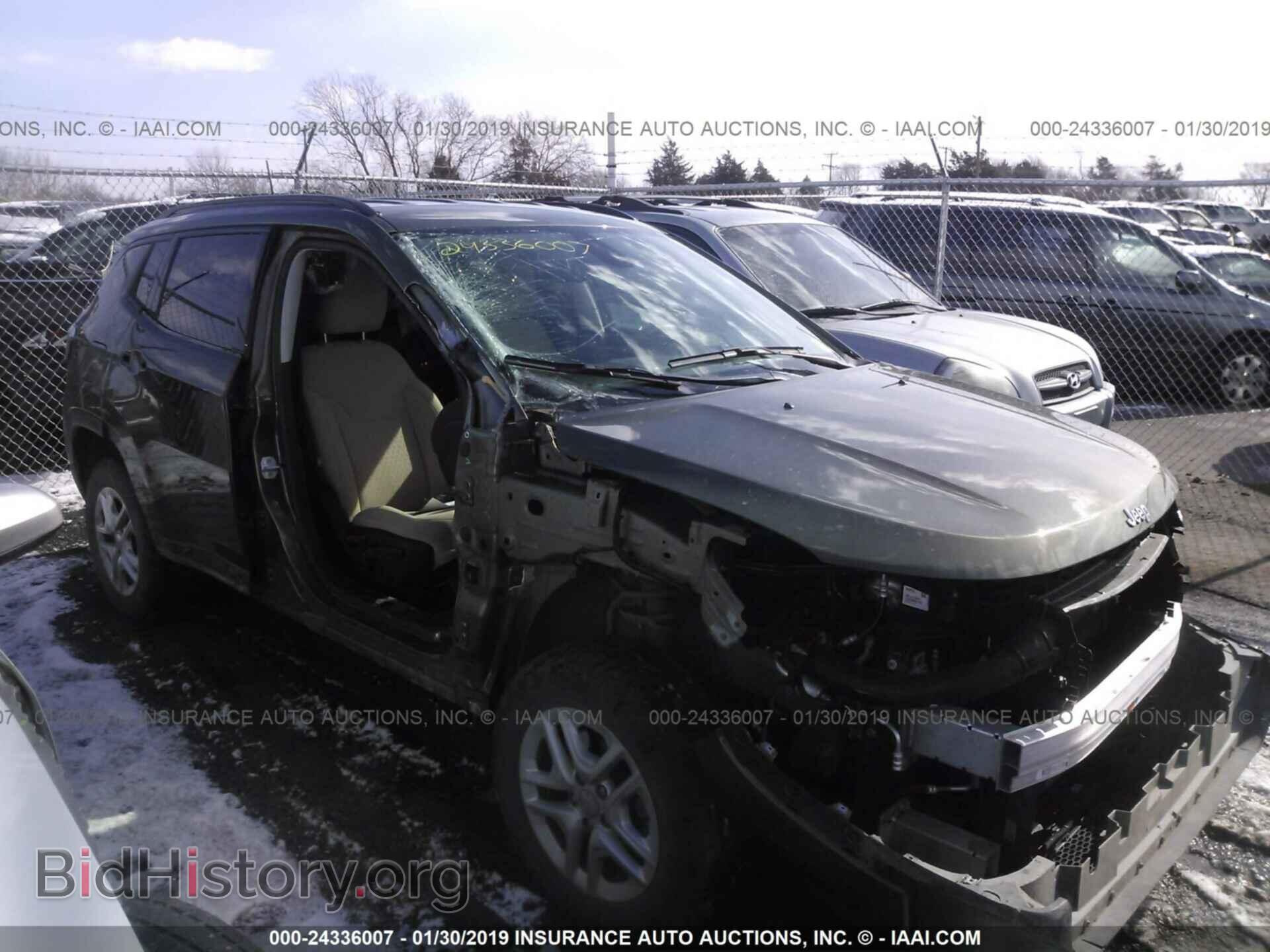 Photo 3C4NJDAB5HT656803 - JEEP COMPASS 2017