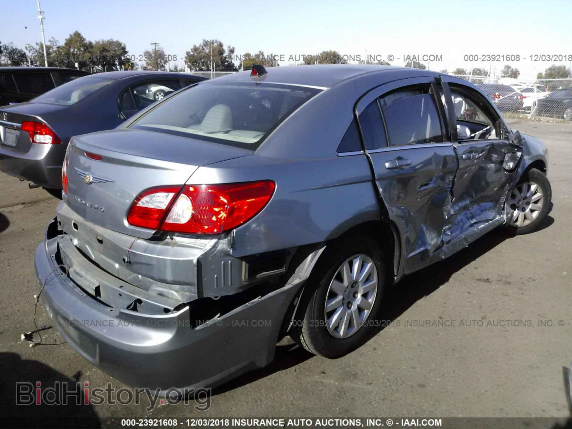2008 CHRYSLER SEBRING - VIN: 1C3LC46R28N175323 - Фото 4