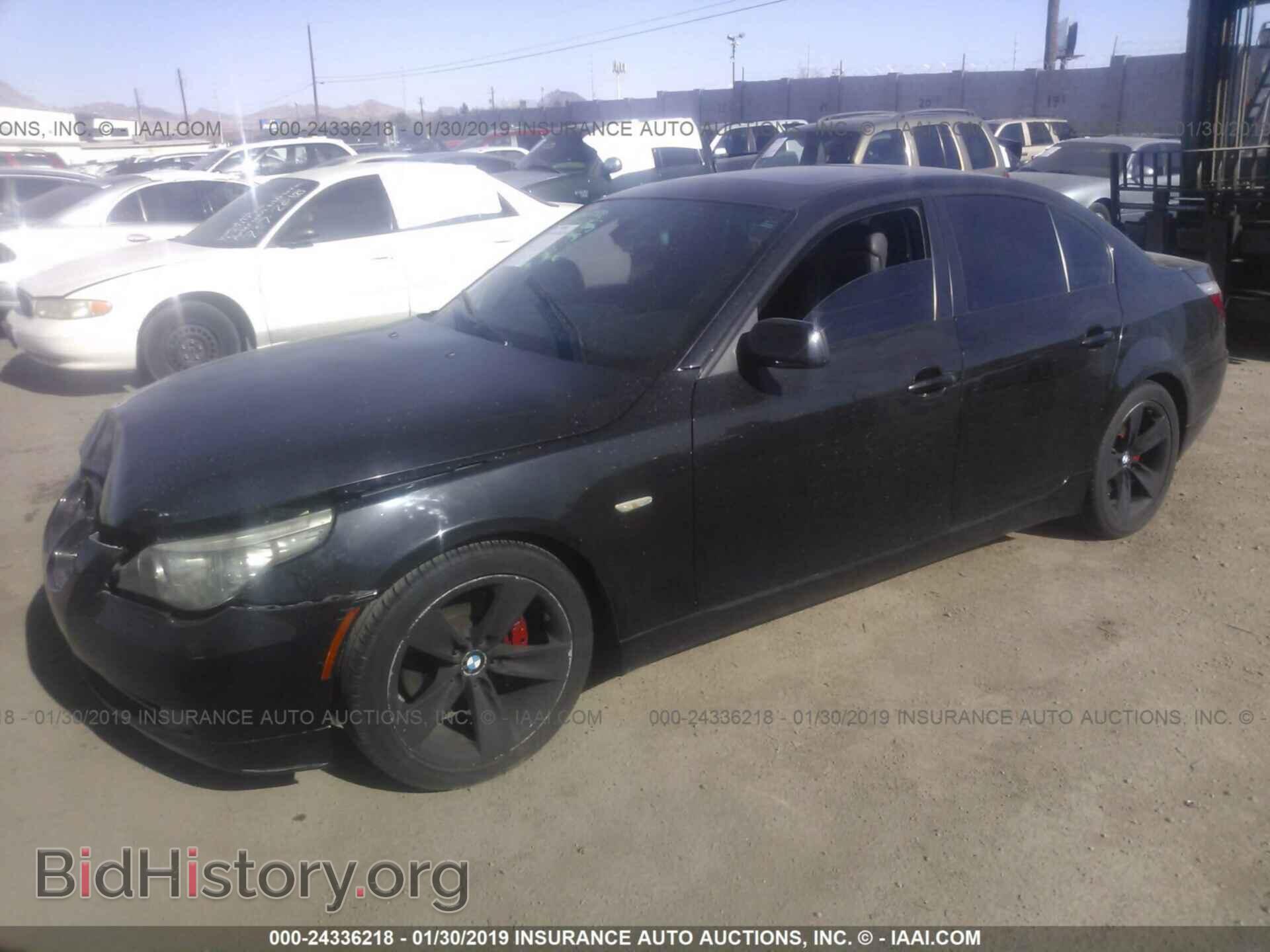 2008 BMW 528 - VIN: WBANU53508CT05763 - Фото 2