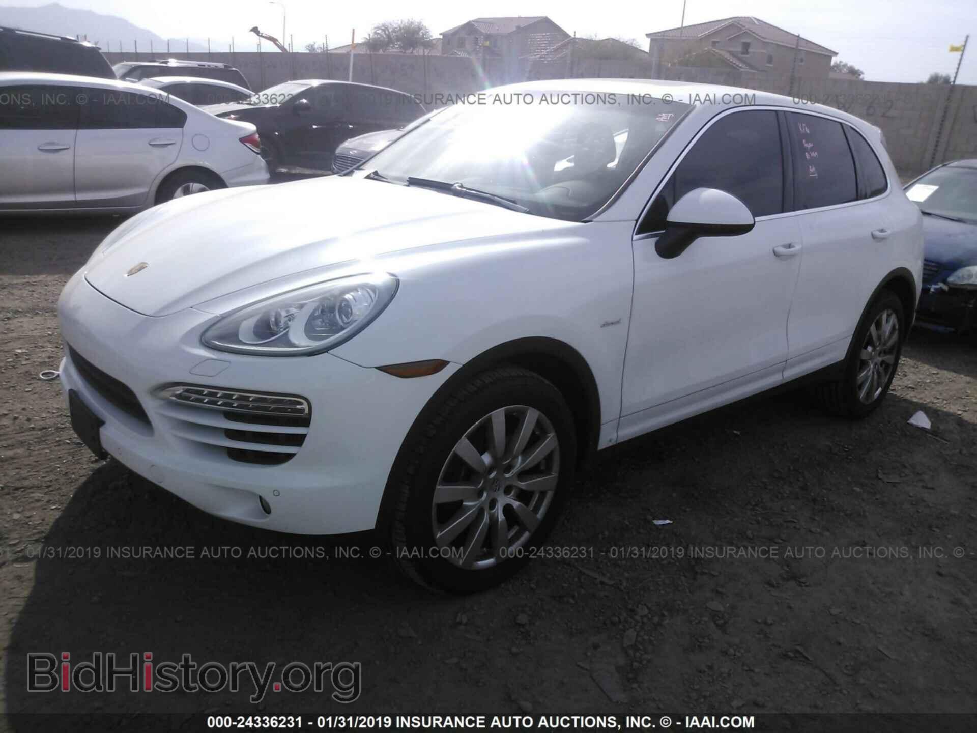 2014 PORSCHE CAYENNE - VIN: WP1AF2A20ELA46009 - Фото 2