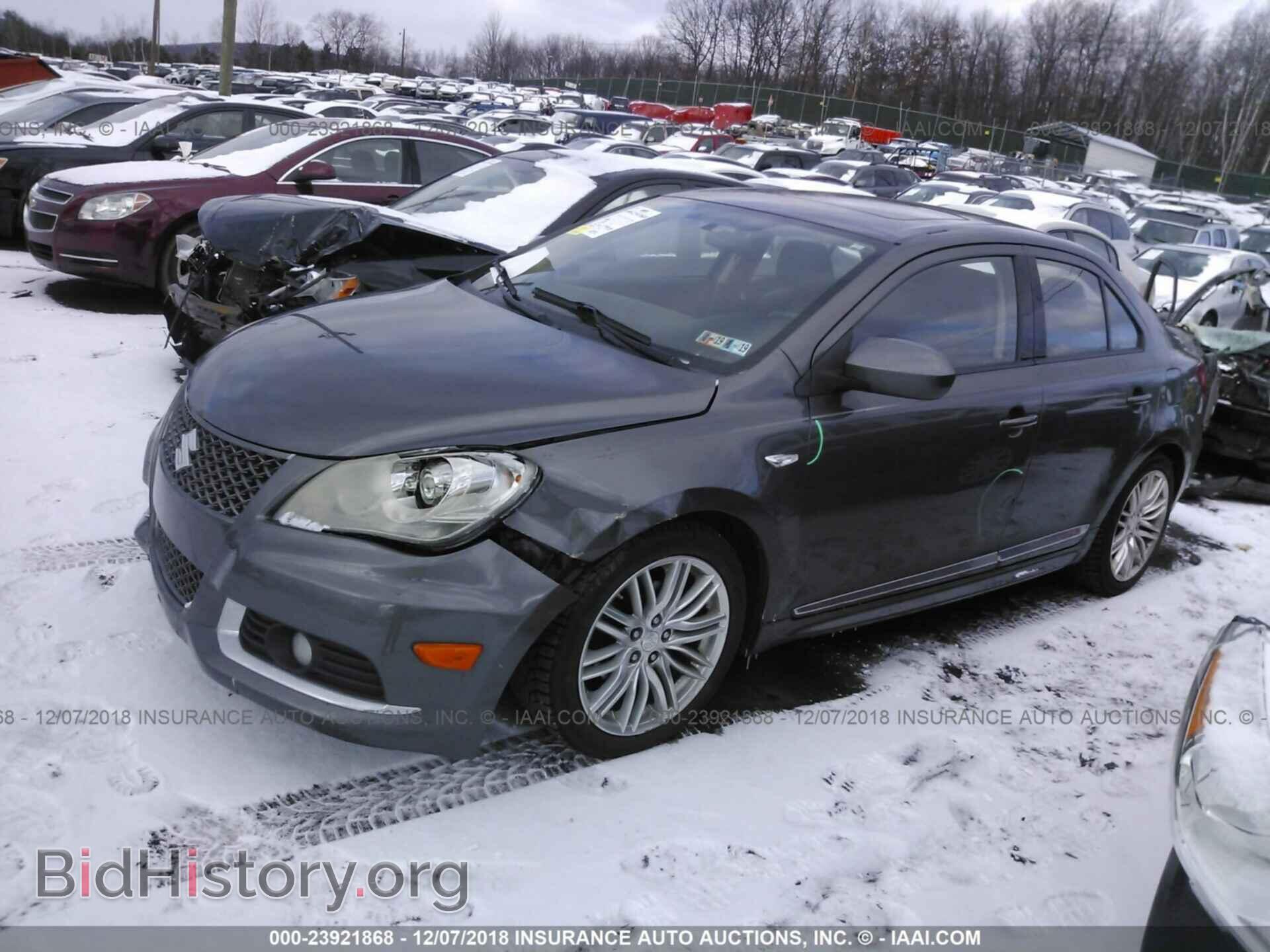 2011 SUZUKI KIZASHI - VIN: JS2RF9A61B6110526 - Фото 2