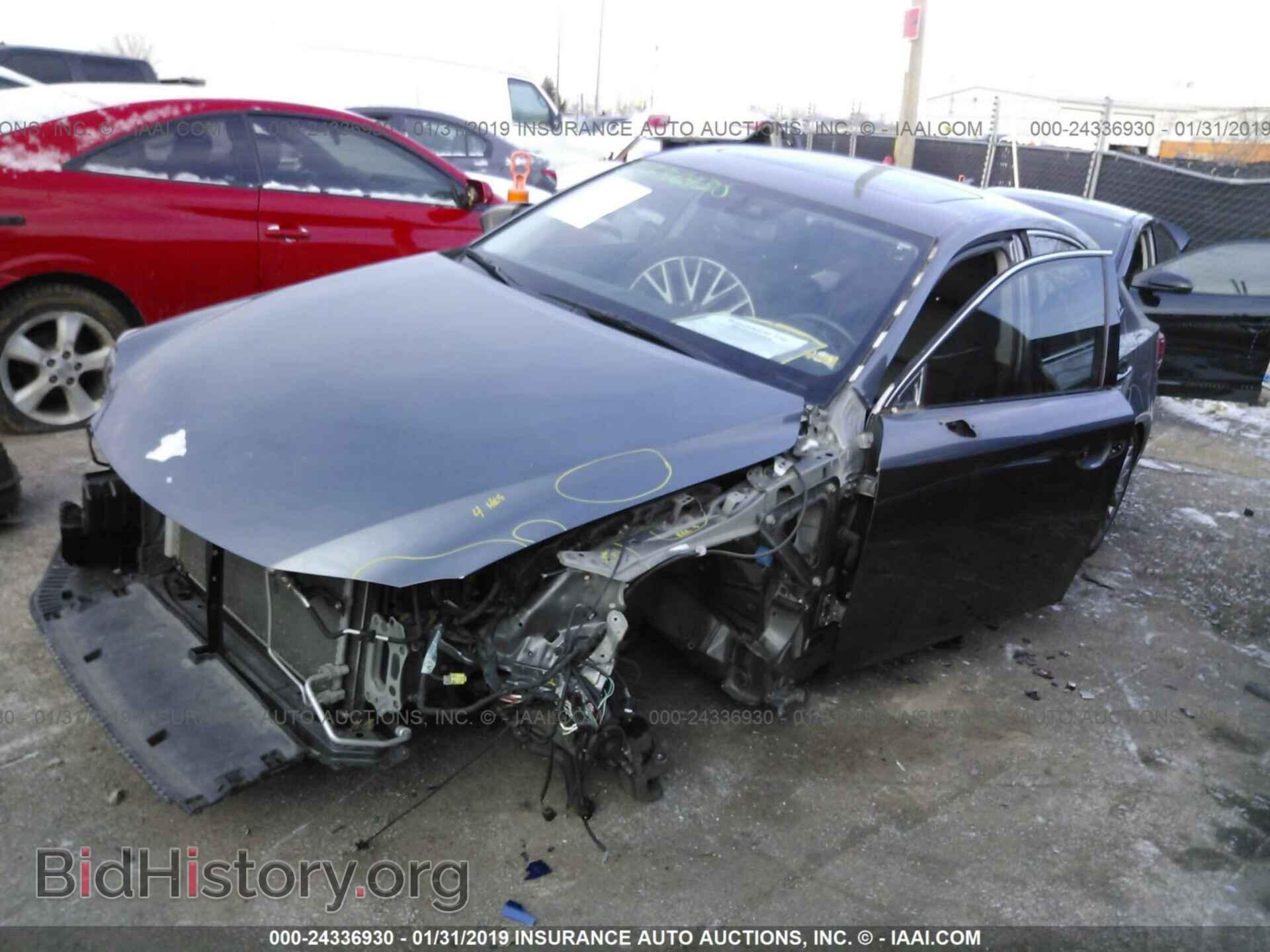 2015 LEXUS IS - VIN: JTHCF1D26F5016825 - Photo 2