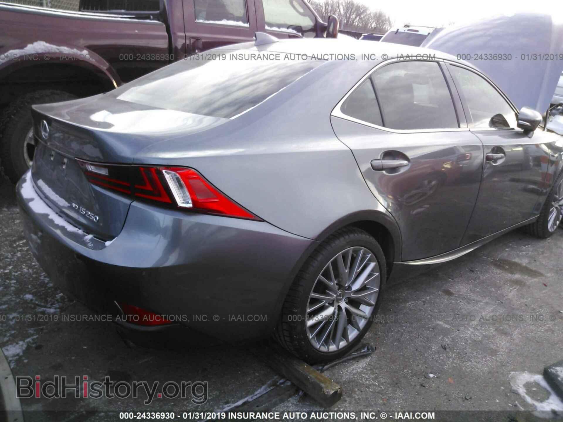 2015 LEXUS IS - VIN: JTHCF1D26F5016825 - Photo 4