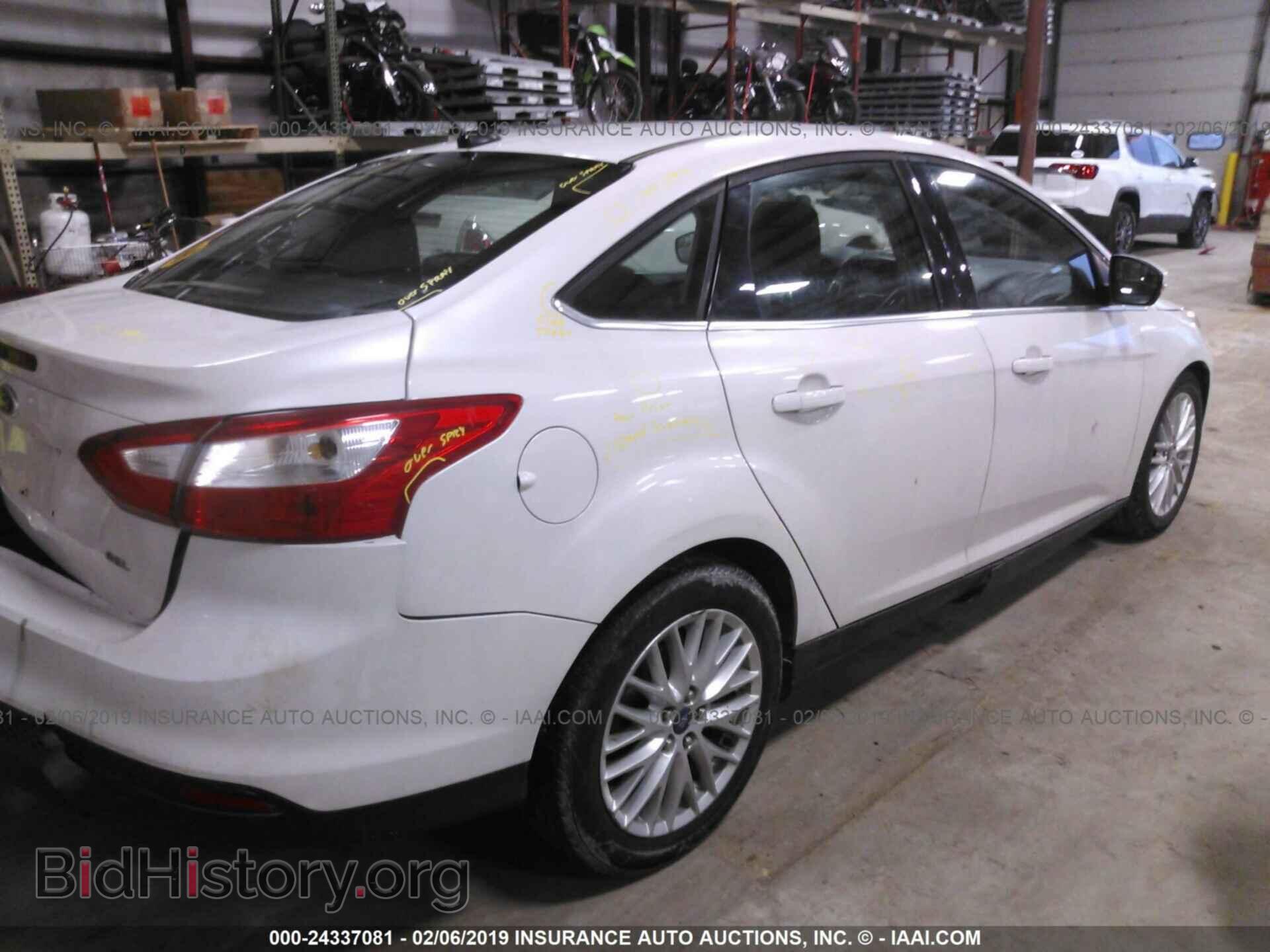 2013 SUBARU OUTBACK - VIN: 4S4BRBKC2D3213601 - Photo 4