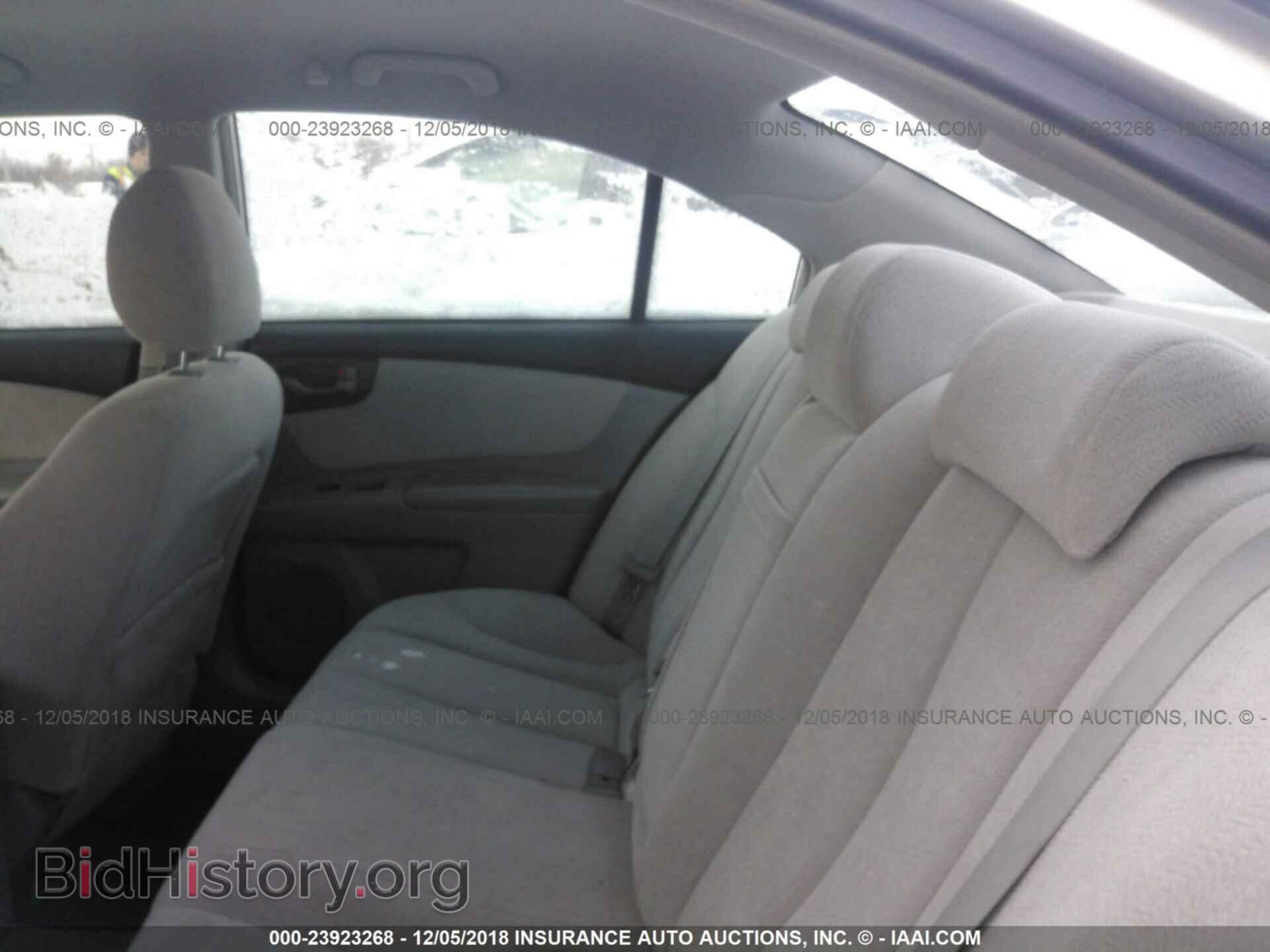 2007 KIA OPTIMA - VIN: KNAGE123775104248 - Фото 8