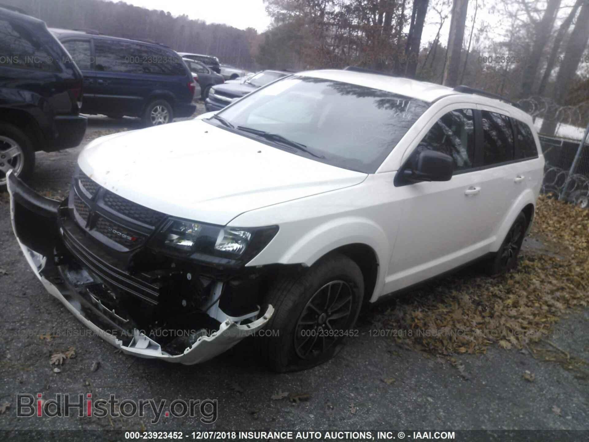 2018 DODGE JOURNEY - VIN: 3C4PDCAB7JT382018 - Фото 2