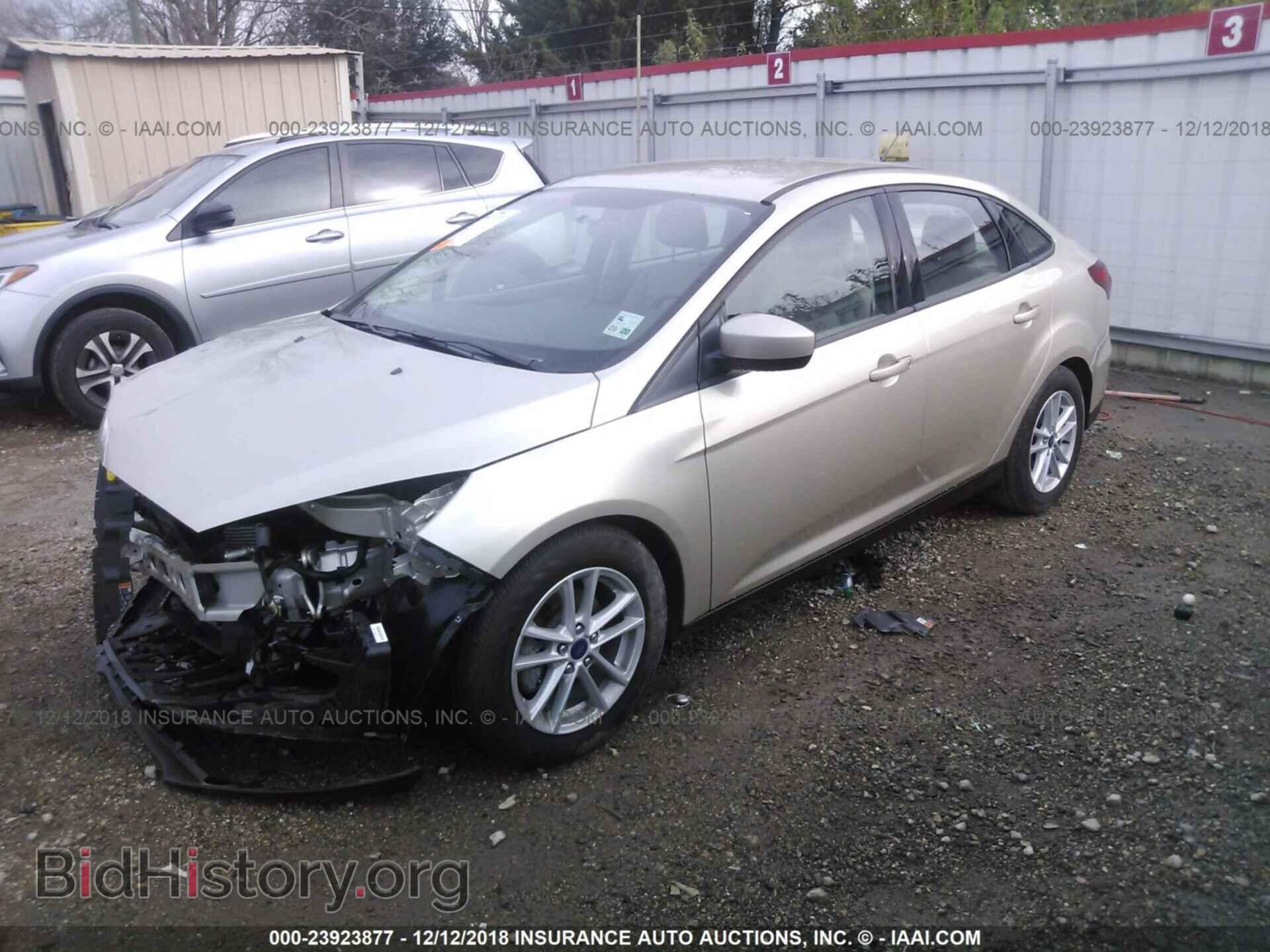 2018 FORD FOCUS - VIN: 1FADP3F2XJL214748 - Фото 2