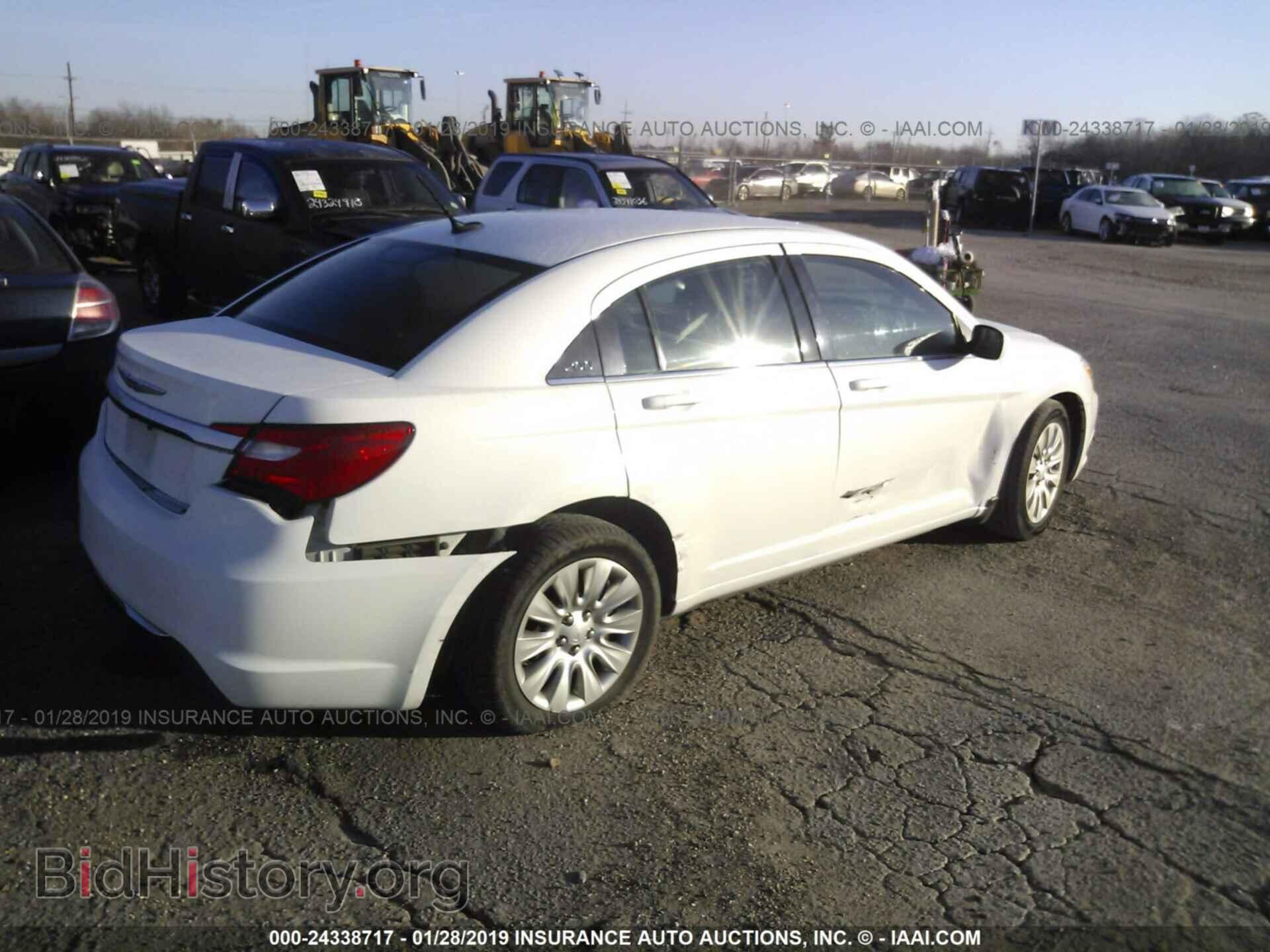 2014 CHRYSLER 200 - VIN: 1C3CCBAB0EN209155 - Фото 4