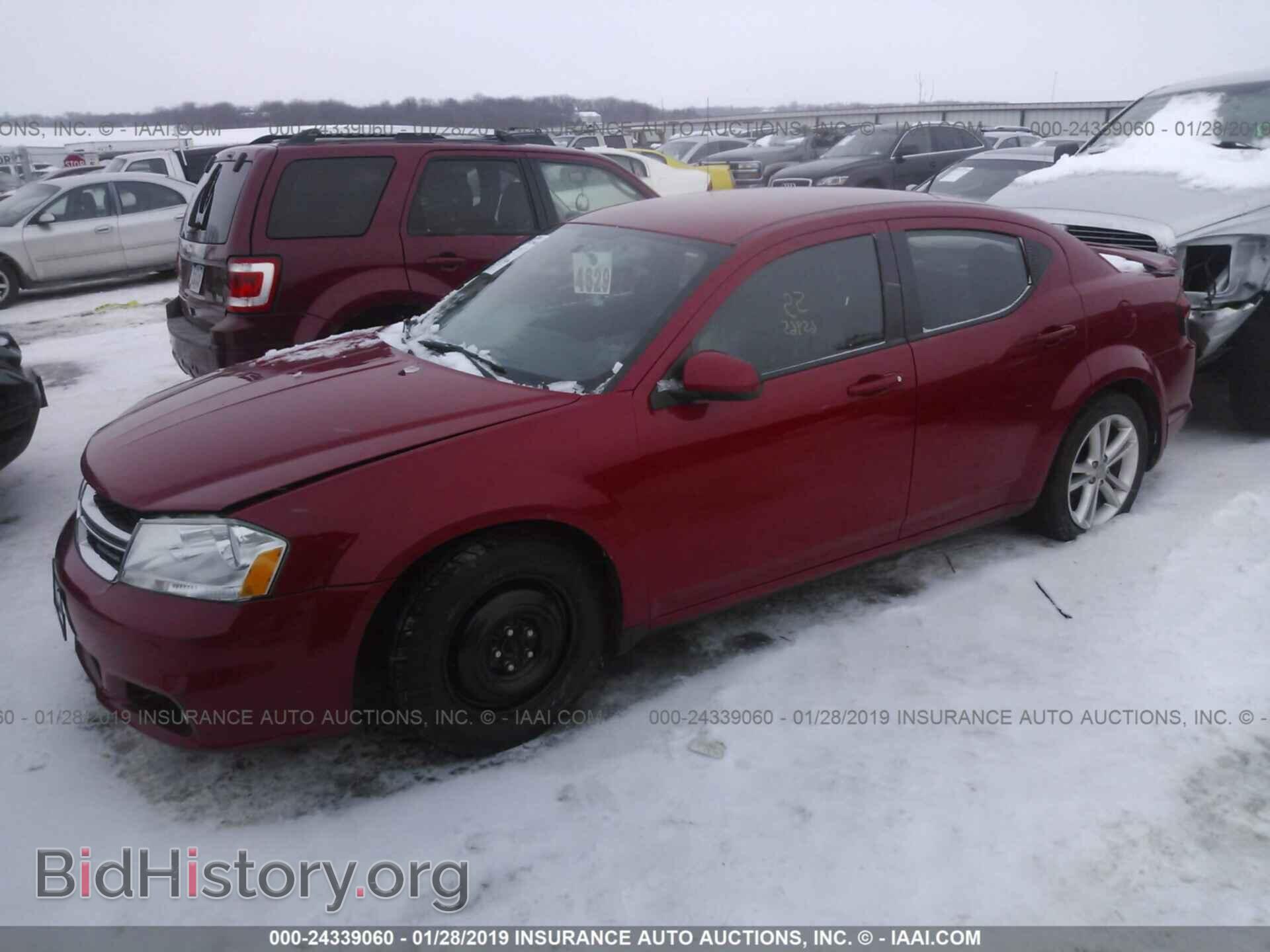 2011 DODGE AVENGER - VIN: 1B3BD1FG0BN585015 - Фото 2