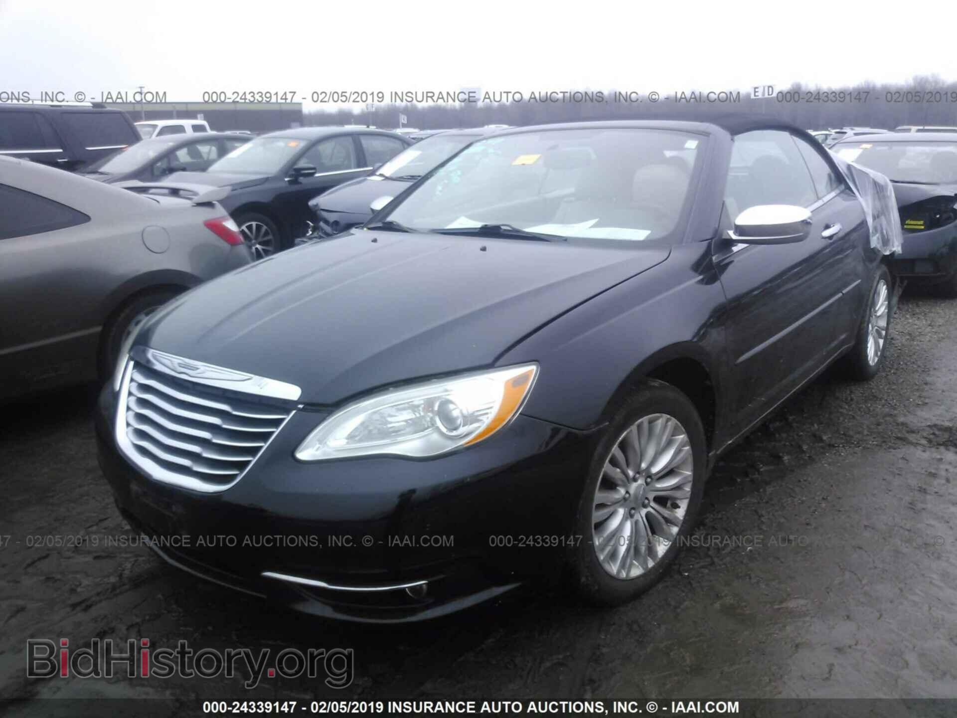 2011 CHRYSLER 200 - VIN: 1C3BC7EGXBN529206 - Фото 2