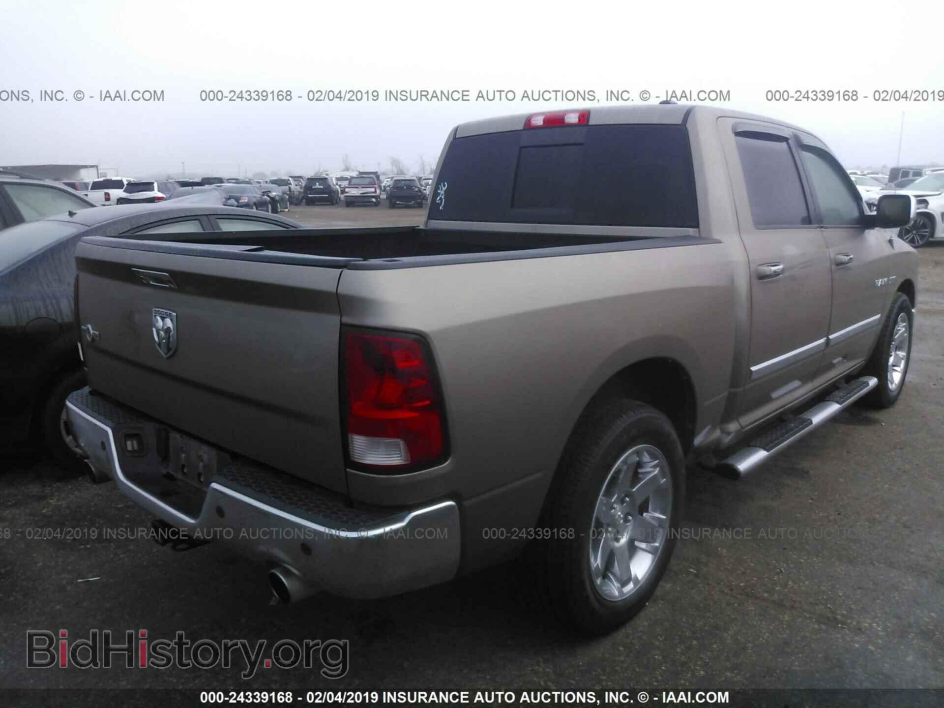 2010 DODGE RAM 1500 - VIN: 1D7RB1CT5AS156060 - Фото 4