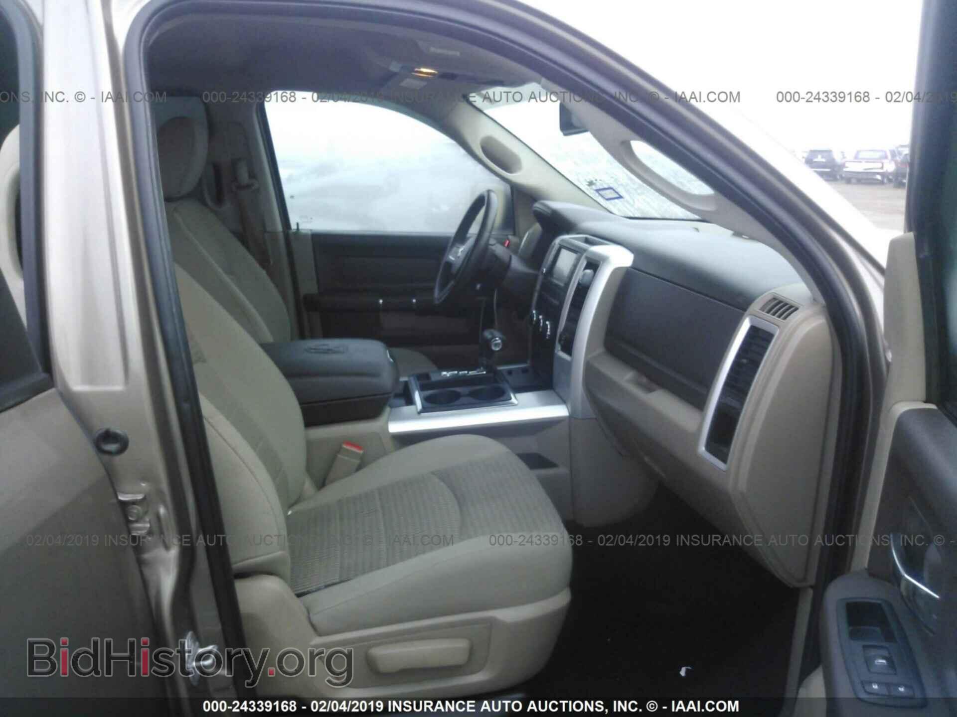 2010 DODGE RAM 1500 - VIN: 1D7RB1CT5AS156060 - Фото 5