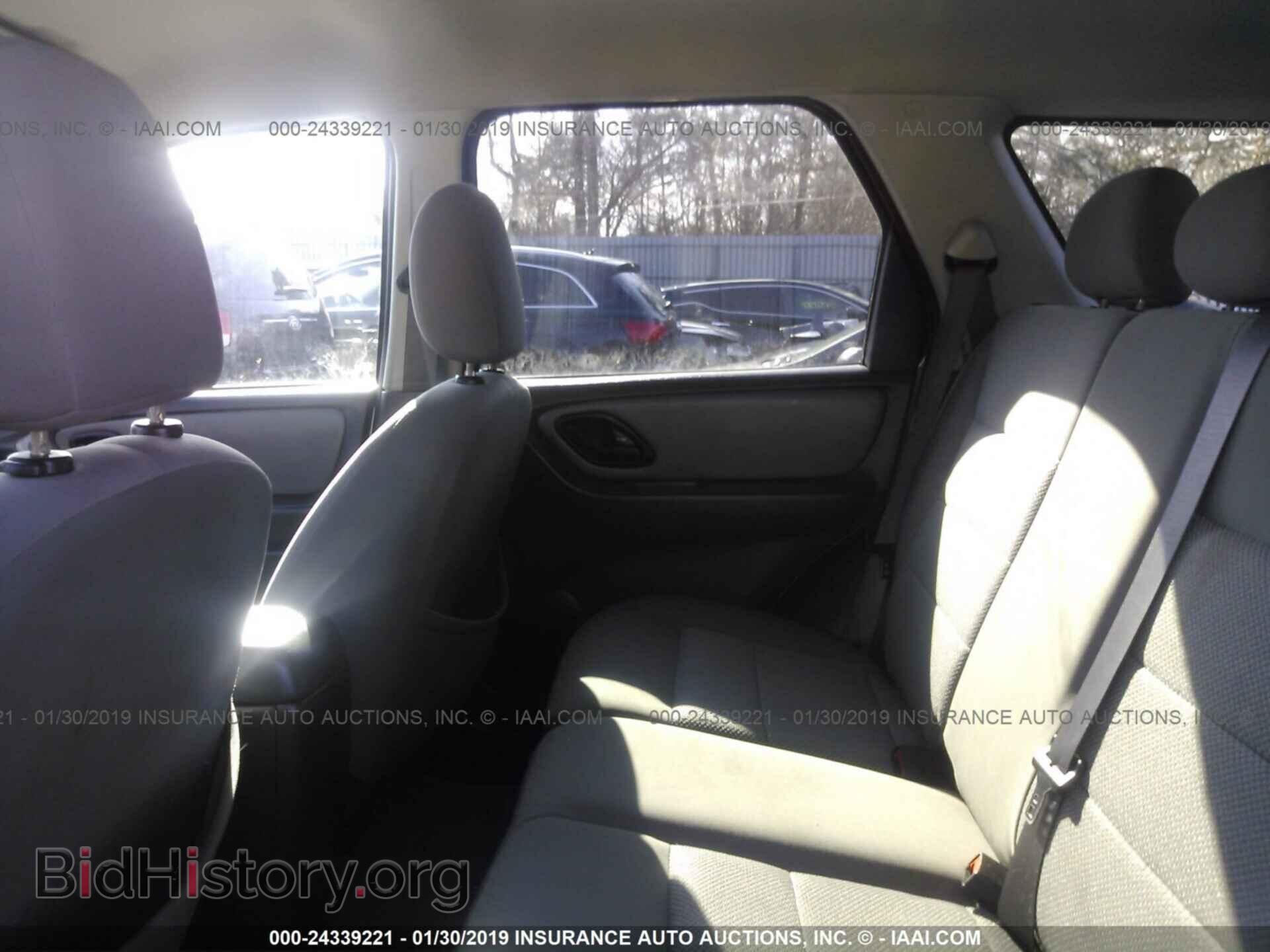 2007 FORD ESCAPE - VIN: 1FMCU03117KA85513 - Фото 8