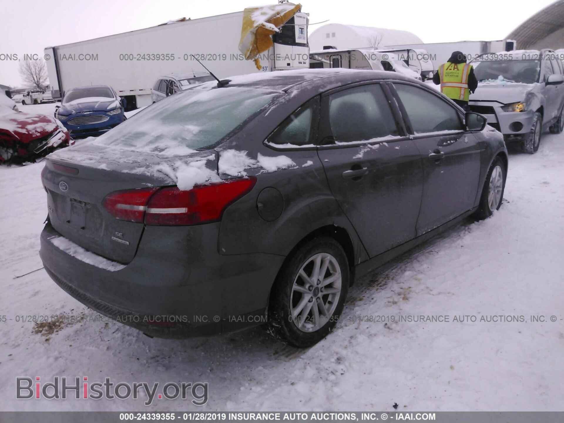 2016 FORD FOCUS - VIN: 1FADP3F28GL300956 - Photo 4