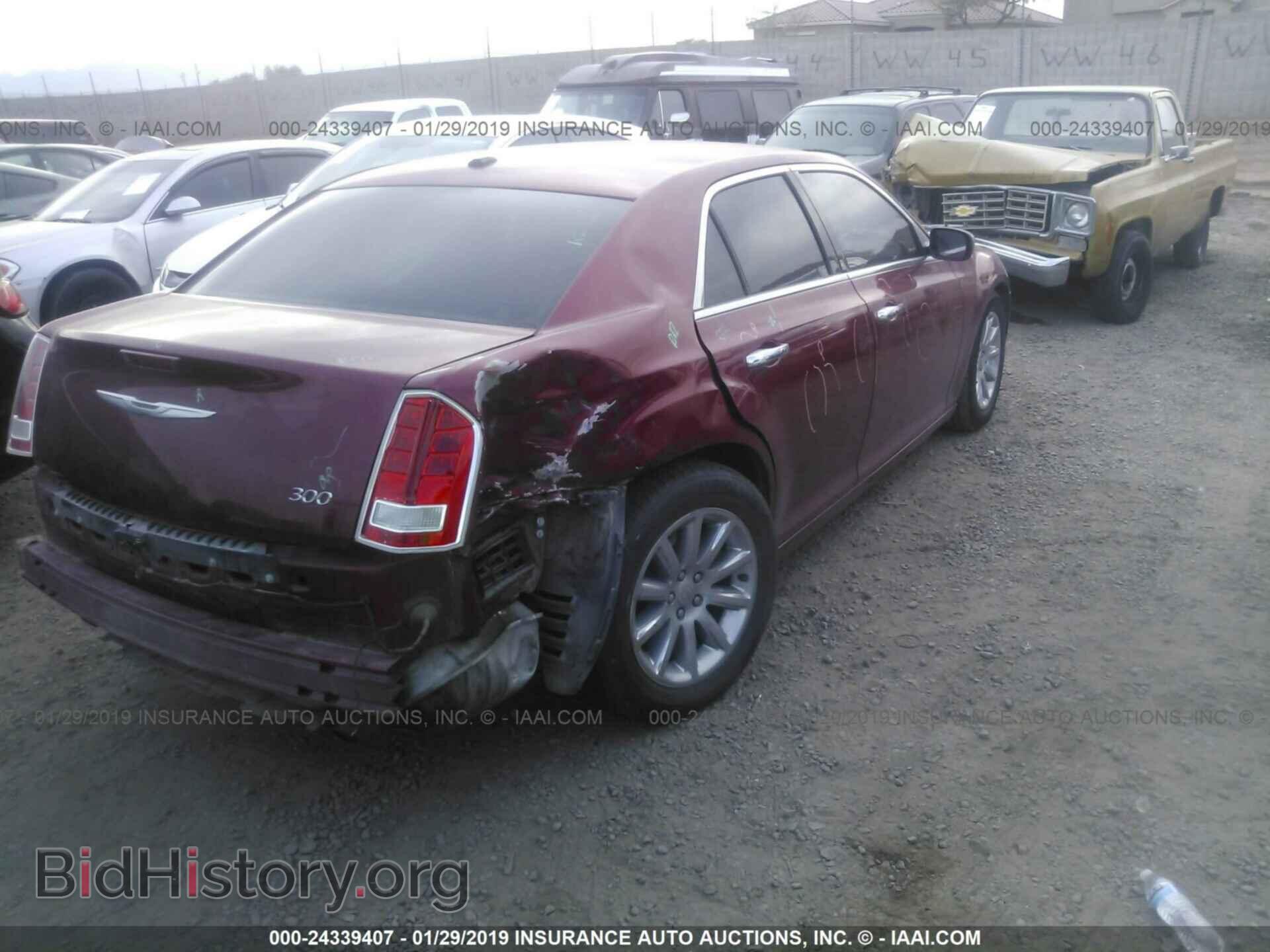 2012 CHRYSLER 300 - VIN: 2C3CCACG8CH242963 - Фото 4