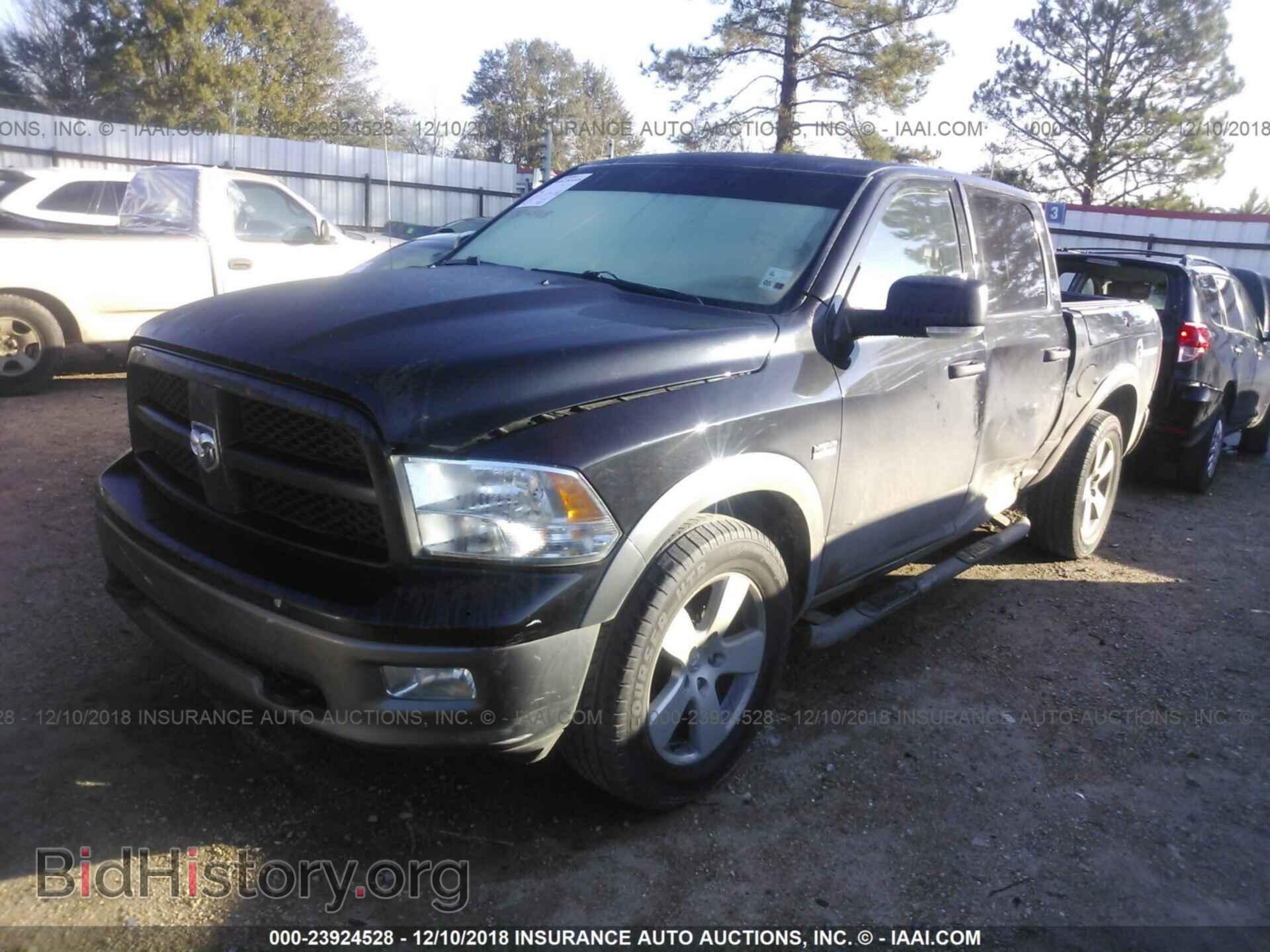 2011 DODGE RAM 1500 - VIN: 1D7RB1CTXBS654112 - Фото 2