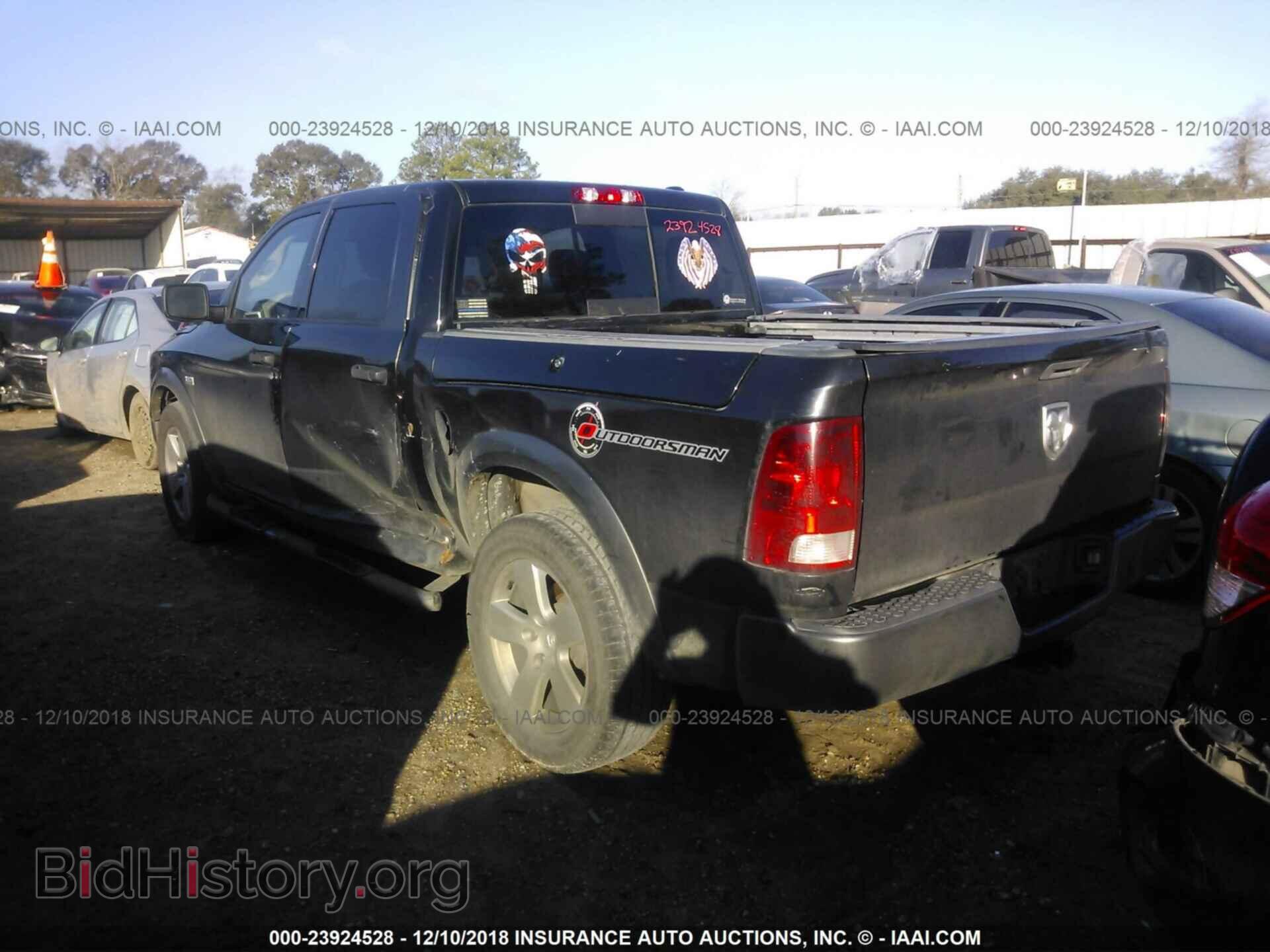 2011 DODGE RAM 1500 - VIN: 1D7RB1CTXBS654112 - Фото 3