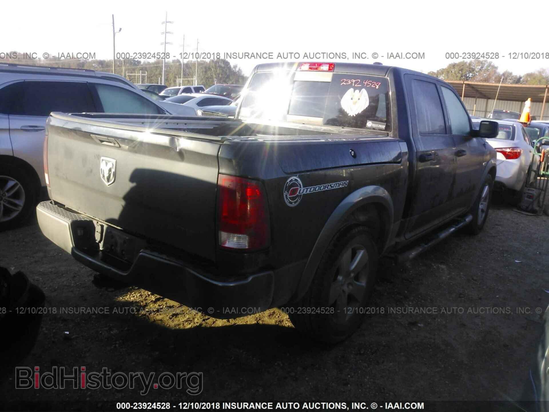 2011 DODGE RAM 1500 - VIN: 1D7RB1CTXBS654112 - Фото 4